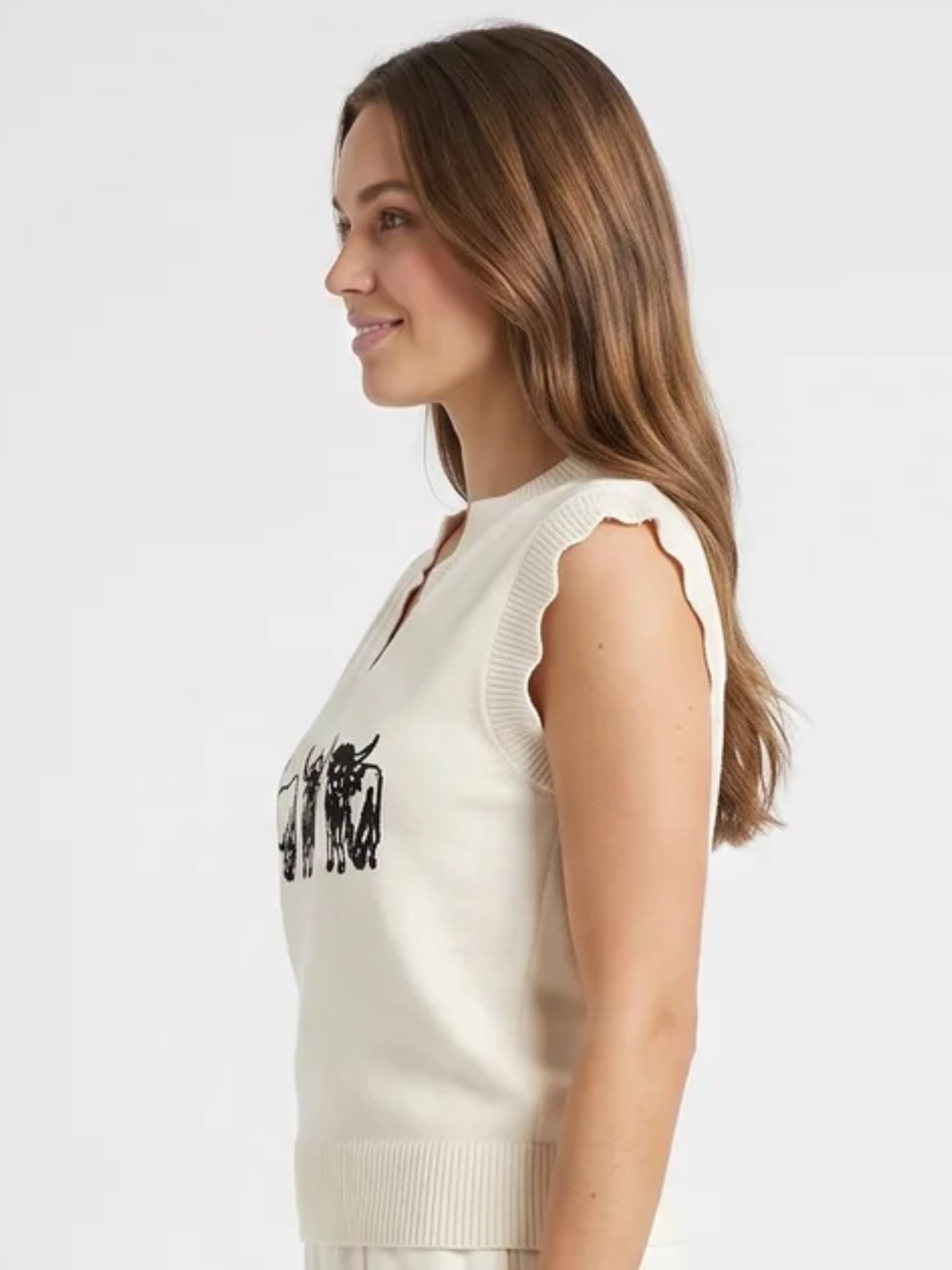 Alice Collins 037A140 Highland Cattle Slipover with split neckline, sleeveless shape and embroidered cattle detail