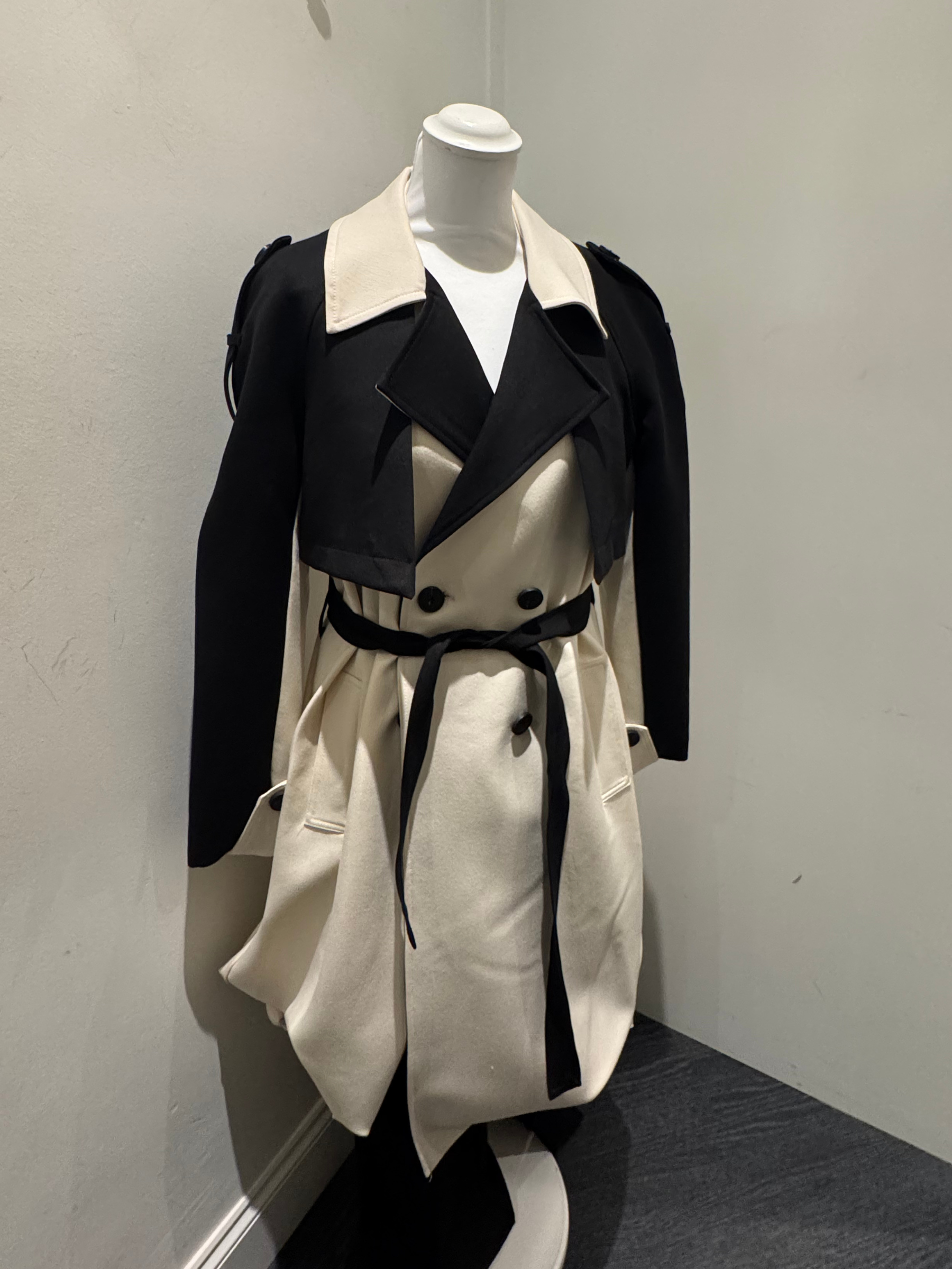 ARGGIDO 49051 Cream and Black Pane Trench Coat