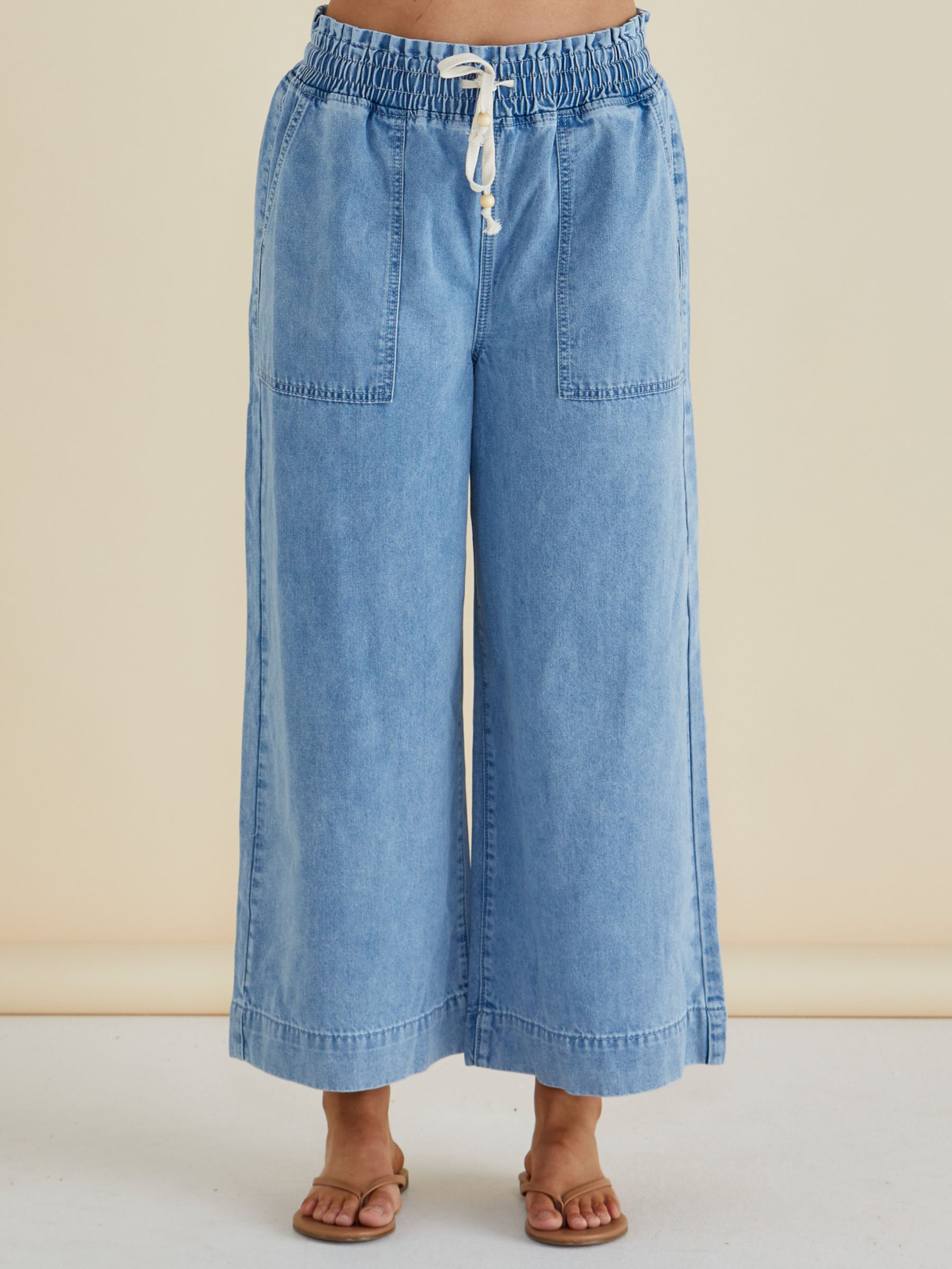 Betty Saffra Relax Leg Jeans with elasticated drawstring waistband, wide-leg silhouette and front patch pockets.