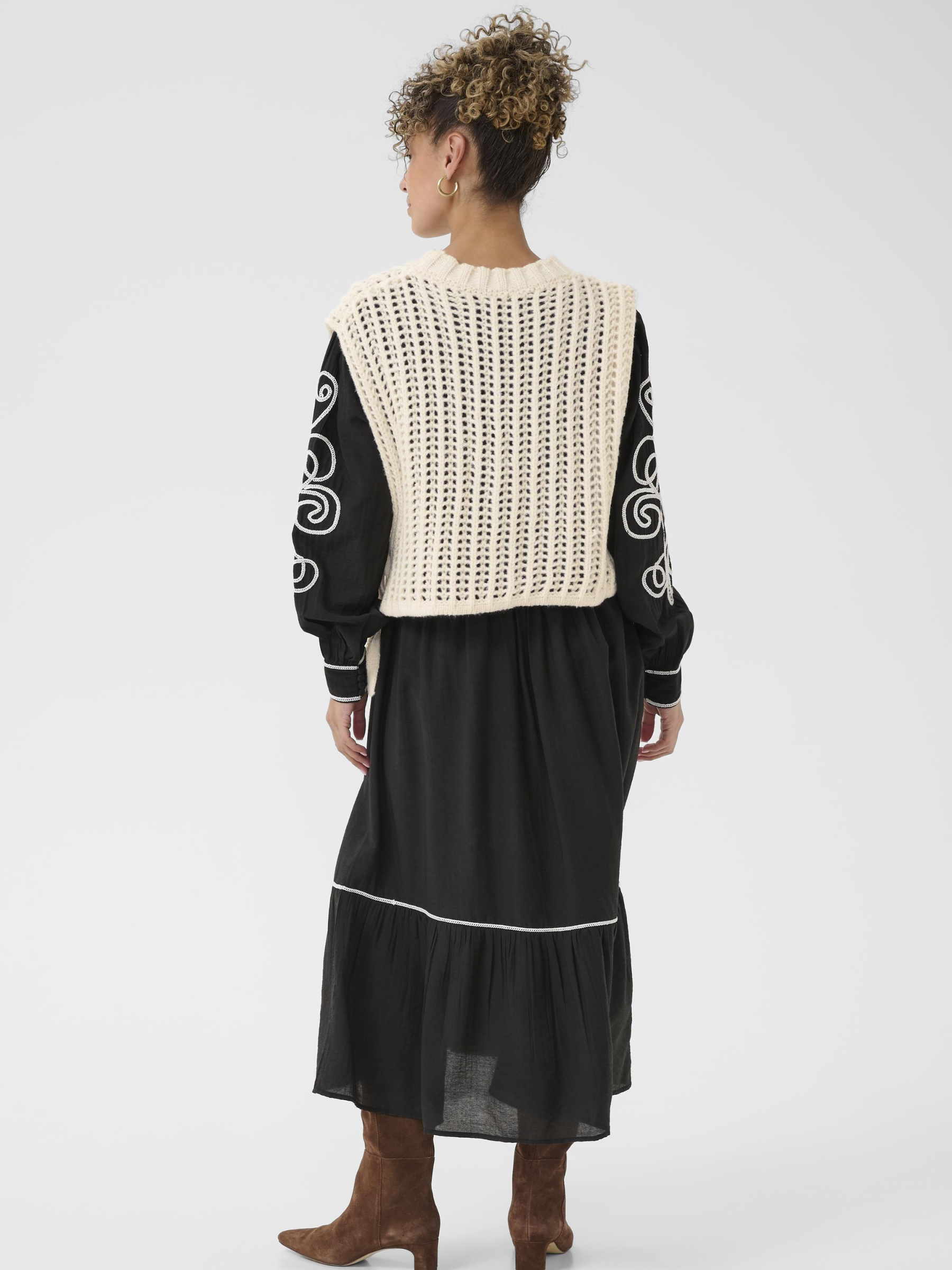 Cream Wullie Knit Slipover women’s loose fit short-length knitted slipover with an open-knit texture, designed for versatile everyday layering.