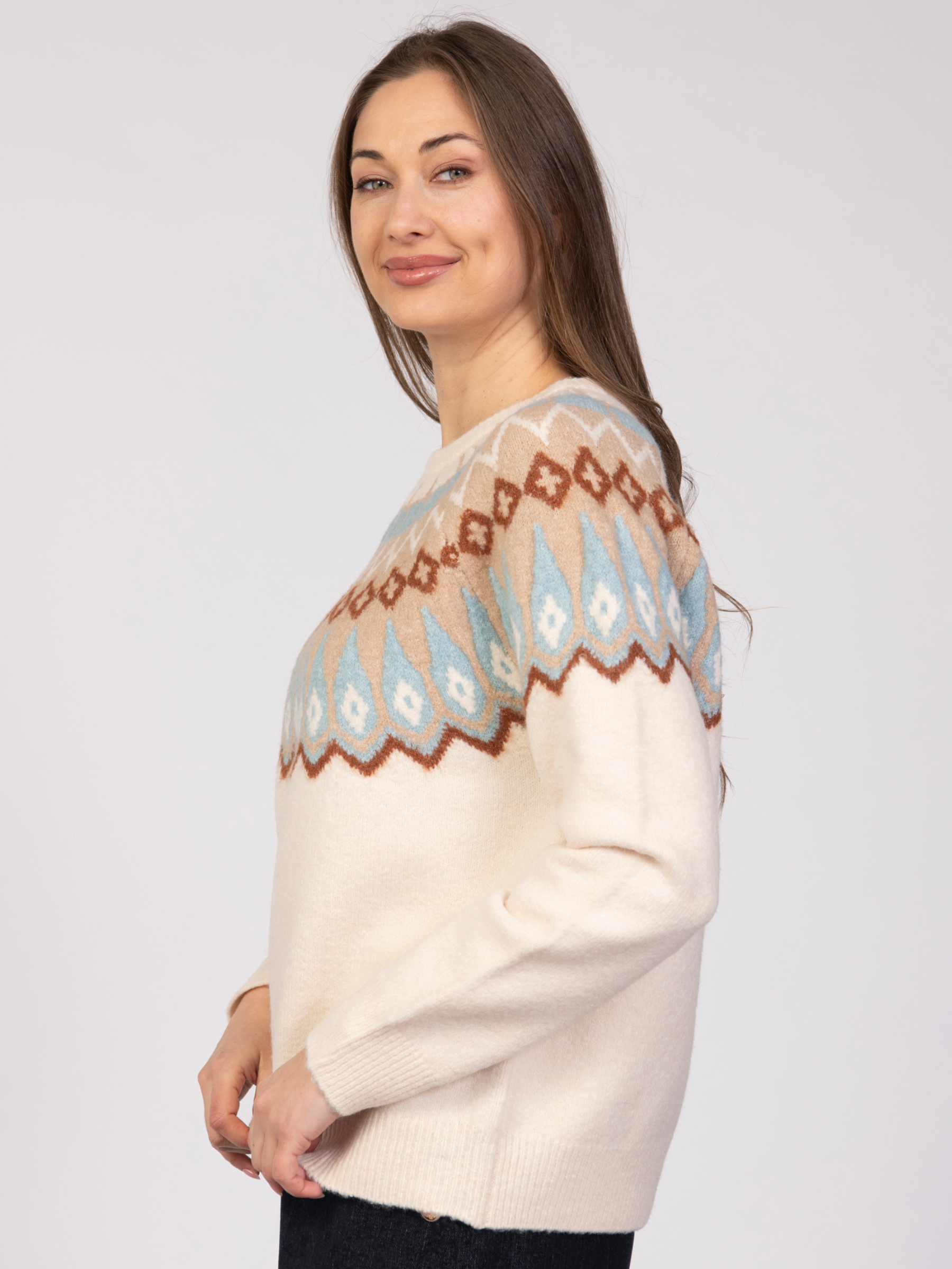Jessica Graaf 32153 Printed Jumper with round neckline, long sleeves and printed yoke detail