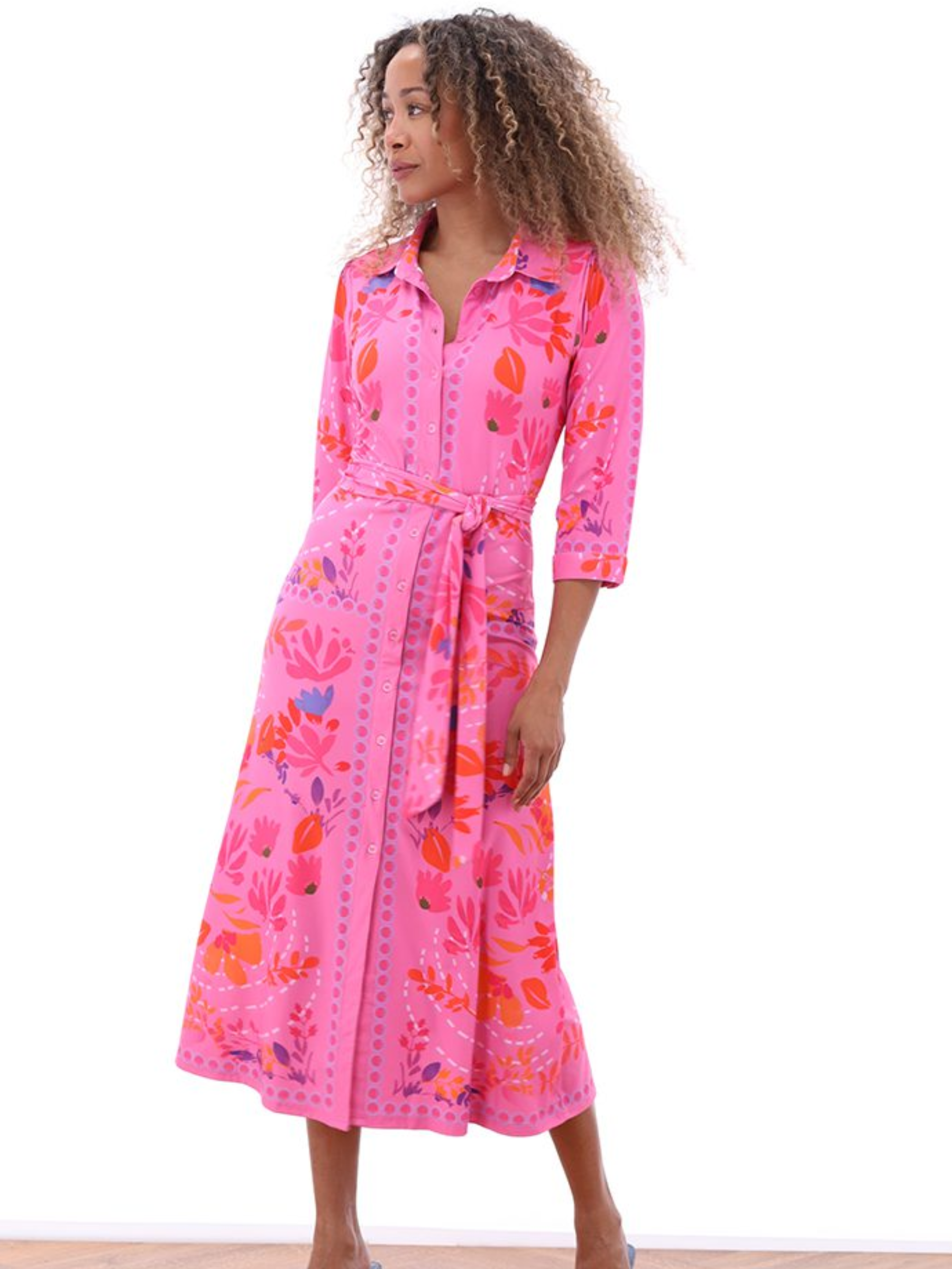 K Design C414 Dress full-length printed shirt dress with collar, button-through front, self-tie waist belt and three-quarter sleeves with border detail.