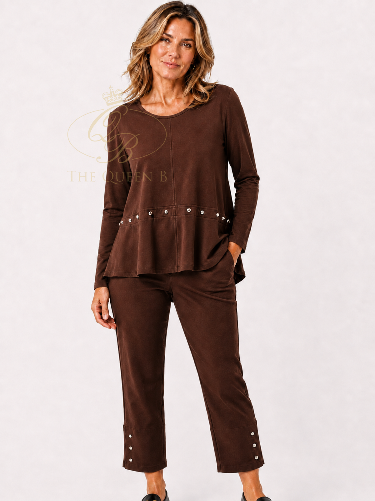 Malissa J WF2894 straight-leg jersey trousers with studded detail and slit hem.