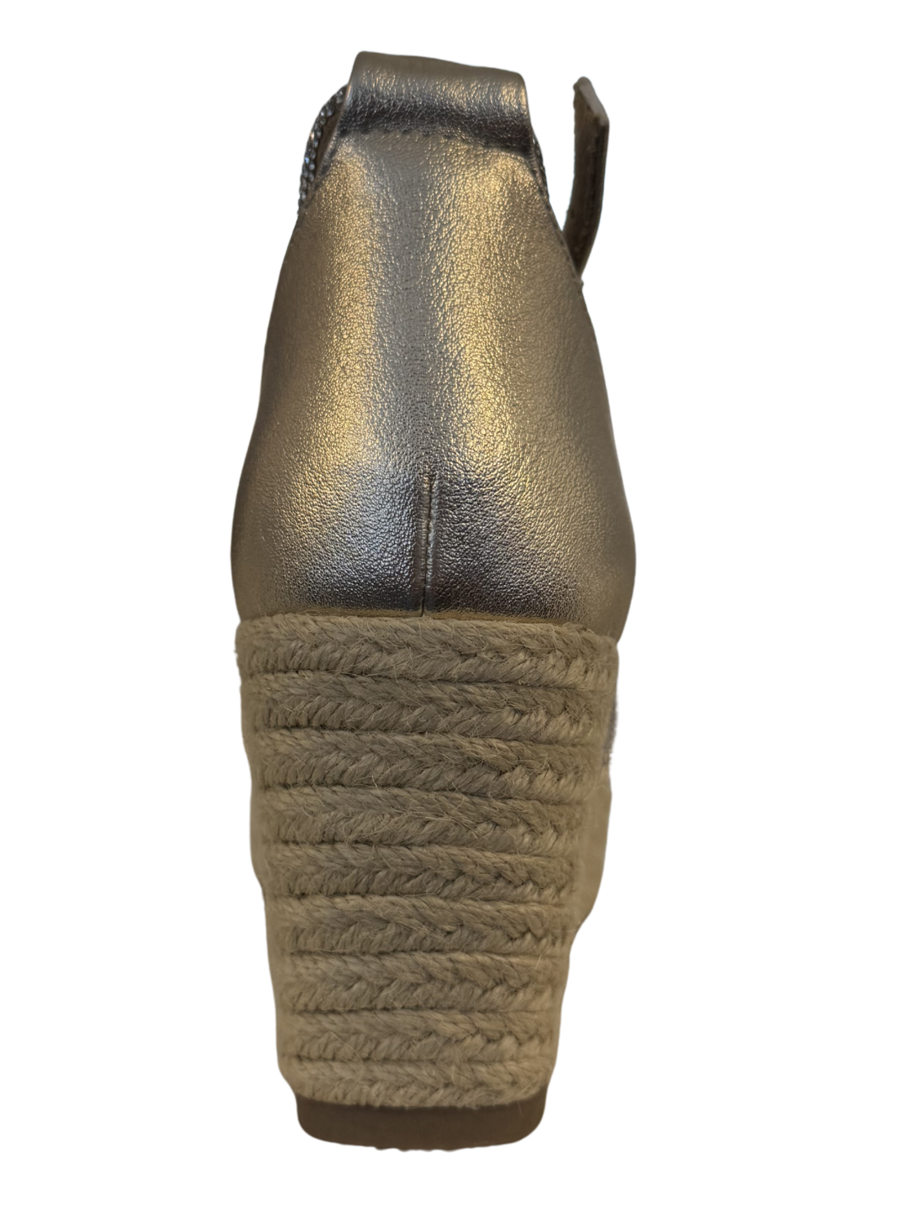 Marco Tozzi 28362 940 Gold sandals with wedge heel, wide strap and embellished detail.