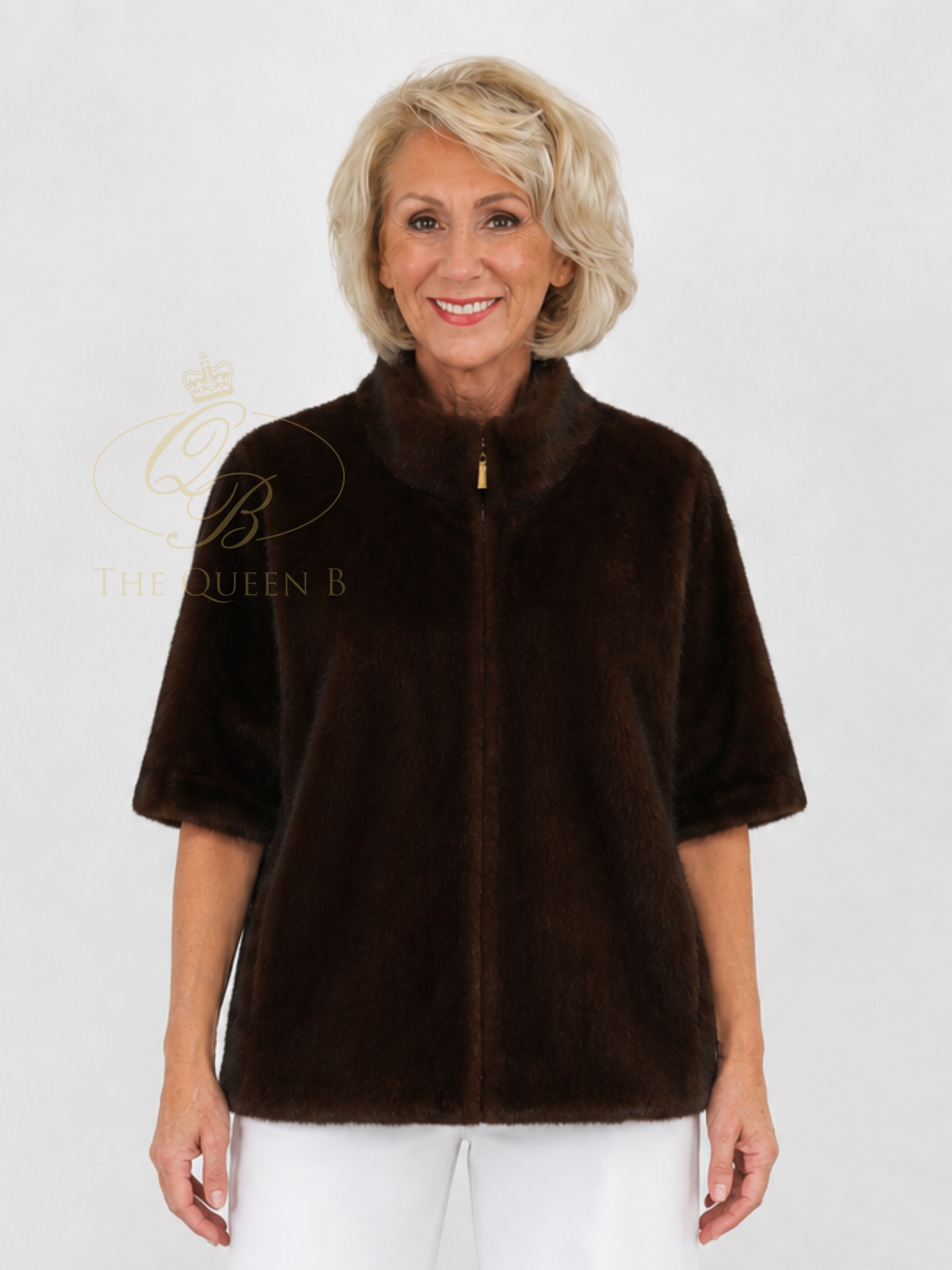 Micha 240 Jacket with soft faux fur texture, high neckline, front zip fastening and relaxed short-sleeve silhouette.