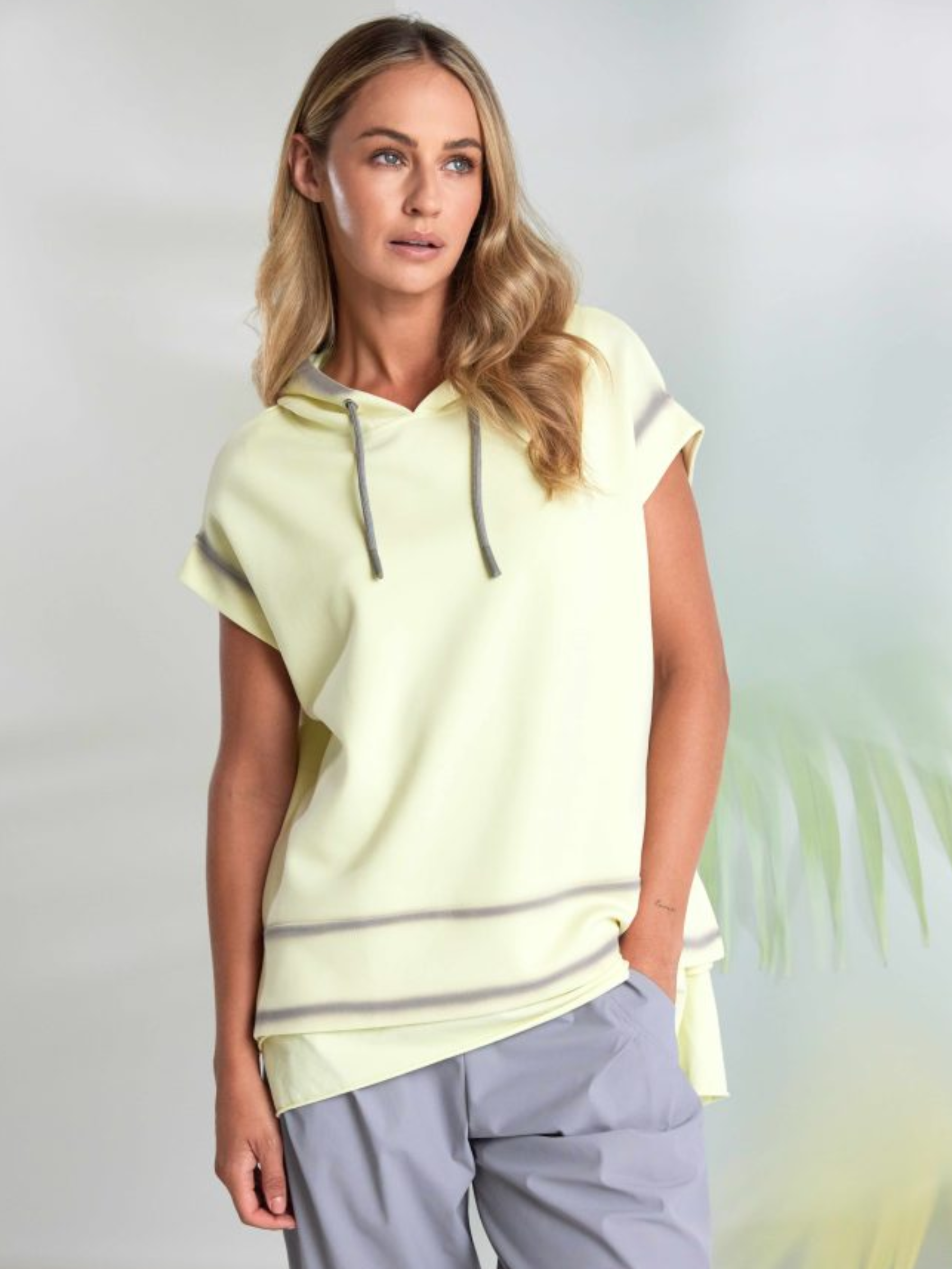 Naya NAS26 203 spray painted hooded top with relaxed fit, short sleeves and modern casual design.