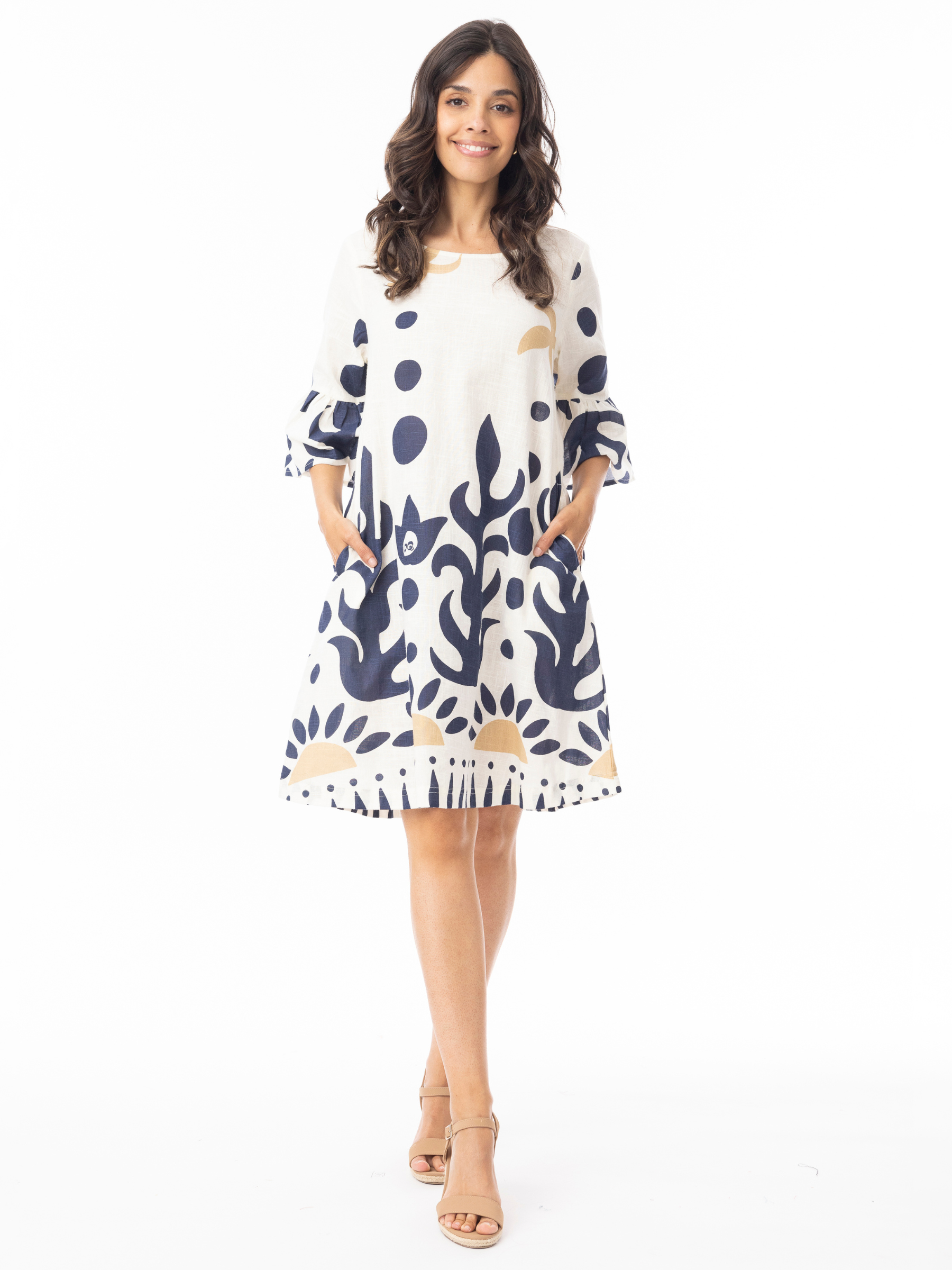Orientique 40192 Nazca Contemporary Dress relaxed-fit printed dress with round neckline, three-quarter sleeves and side pockets.