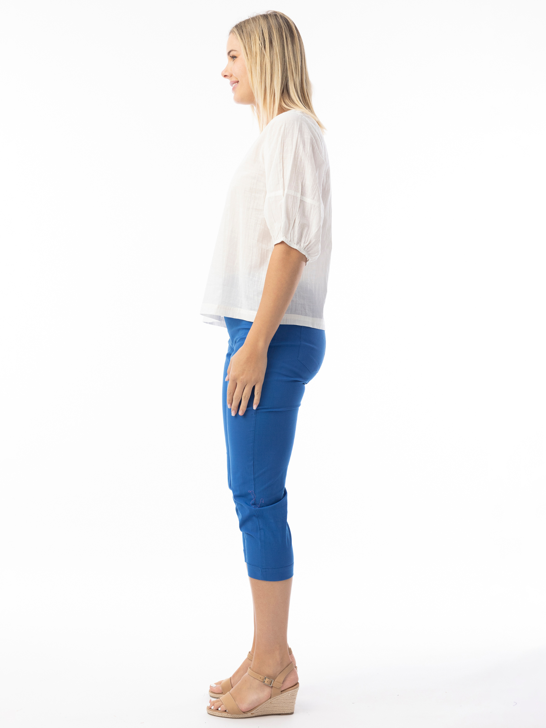Orientique 5620 Bangalene Capri Pants women’s slim-leg cropped capri trousers with pull-on waistband and streamlined fit.