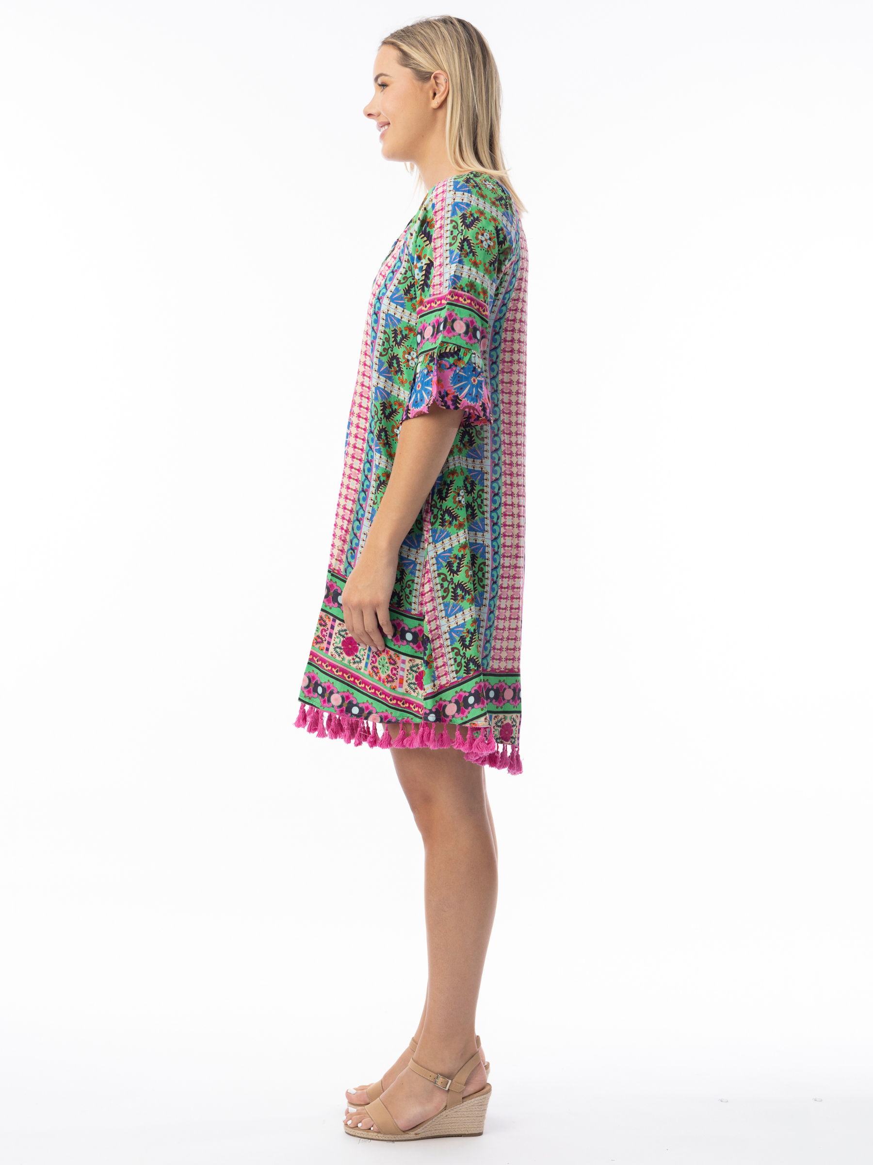 Orientique 61738 Sao Bento Dress women’s knee-length printed shift dress with three-quarter flared sleeves, tassel neckline detail and relaxed silhouette.