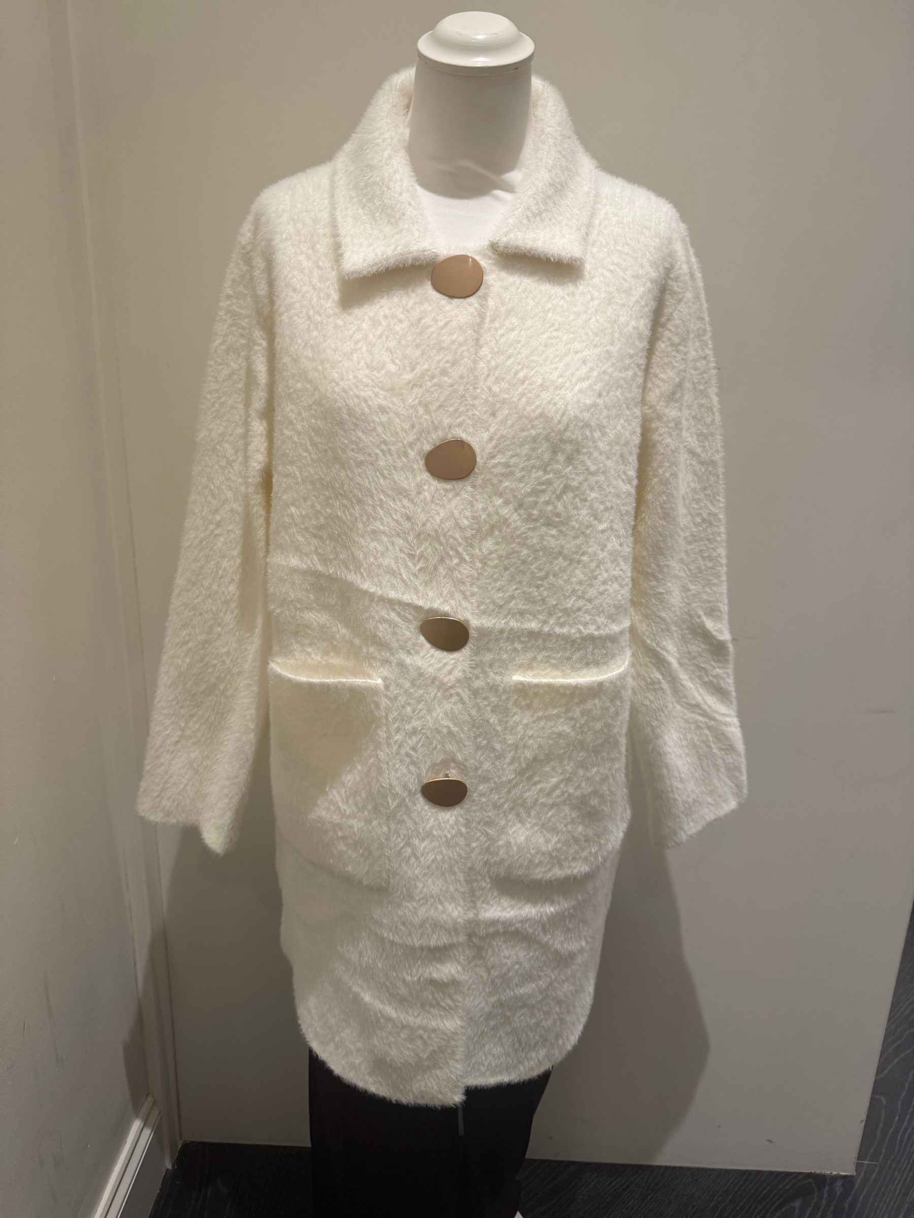 PARAMOUR - BUTTON COAT 8077