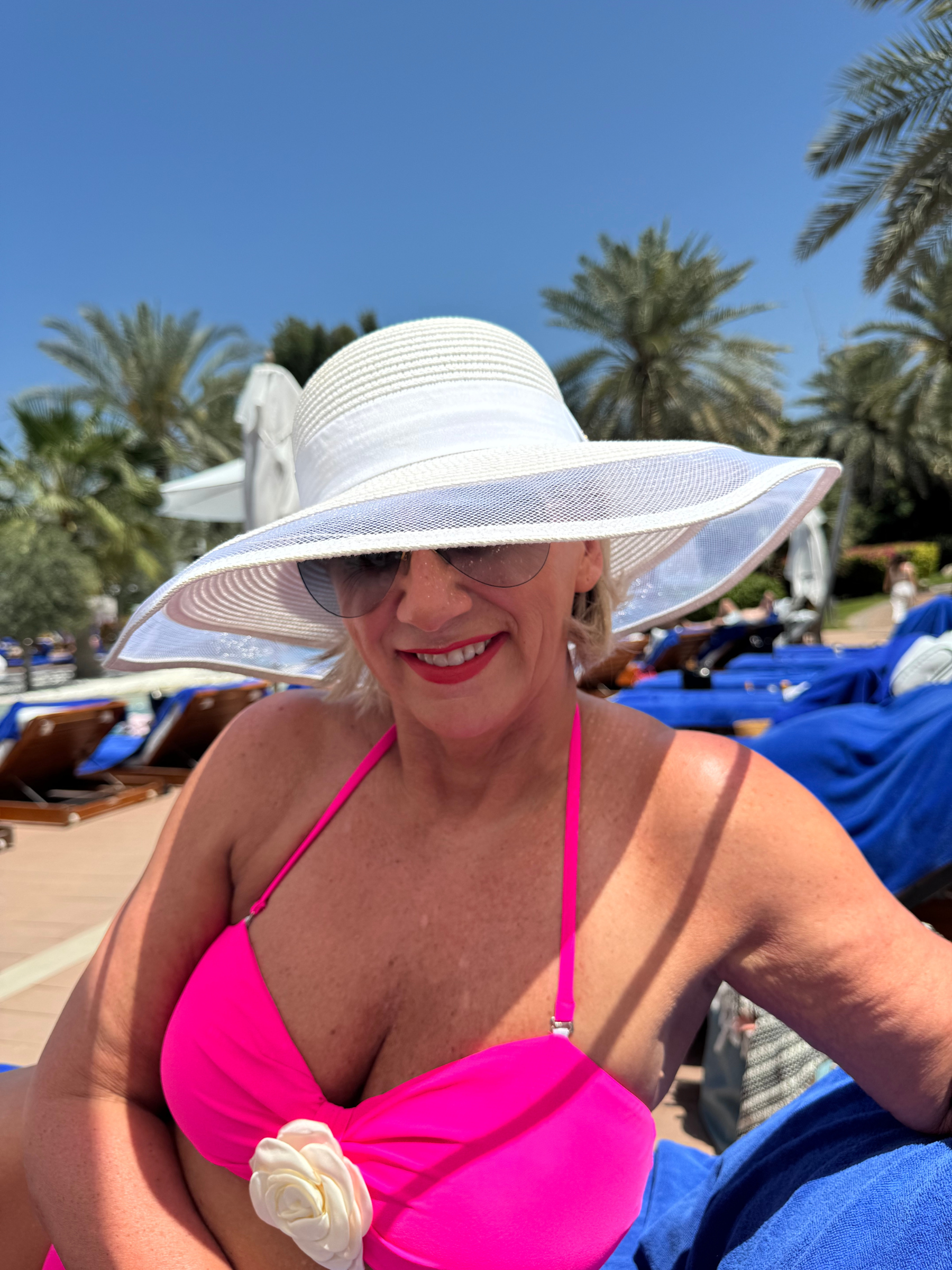 PCHA WA161 Audrey Hat with wide brim, mesh edging and gold bee detail - an elegant Audrey Hepburn–inspired occasion hat available in white and black.