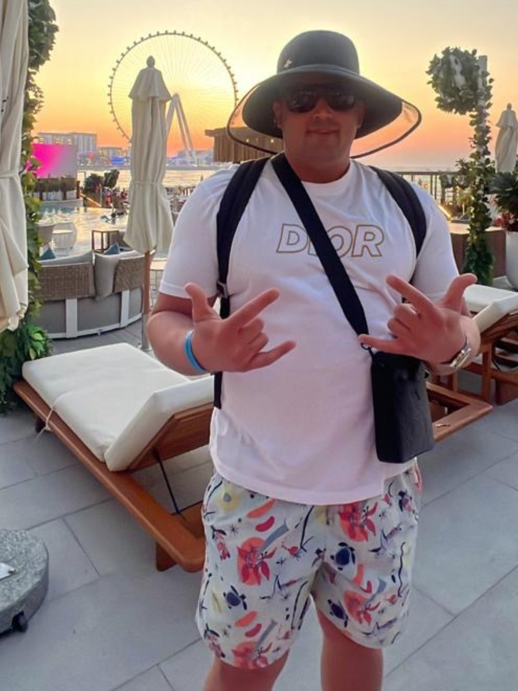 PCHA WA161 Audrey Hat with wide brim, mesh edging and gold bee detail - an elegant Audrey Hepburn–inspired occasion hat available in white and black.