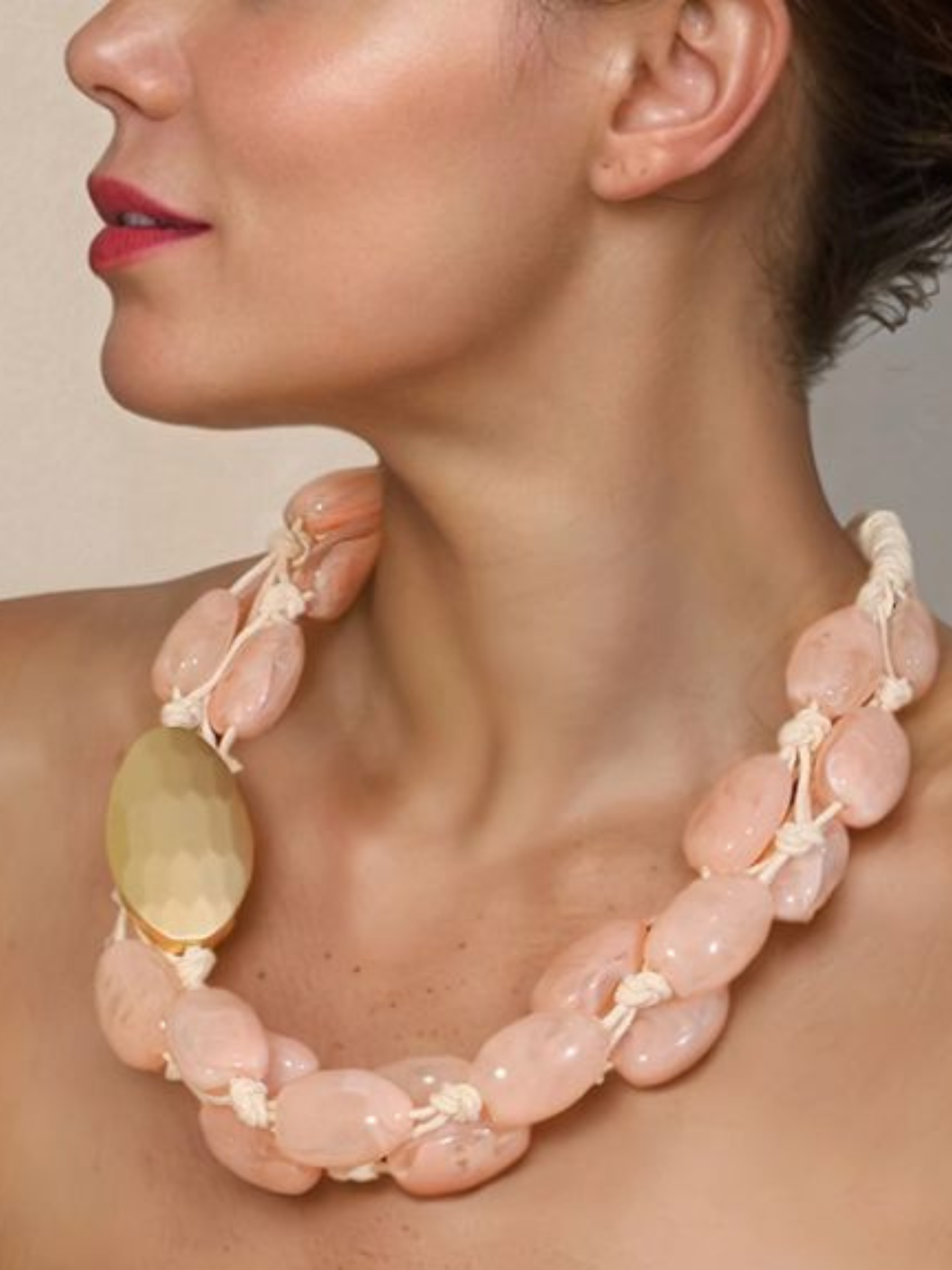 PCHA NEF595 Chunky Statement Necklace with oversized beads, knotted cord detail and metal disc accent