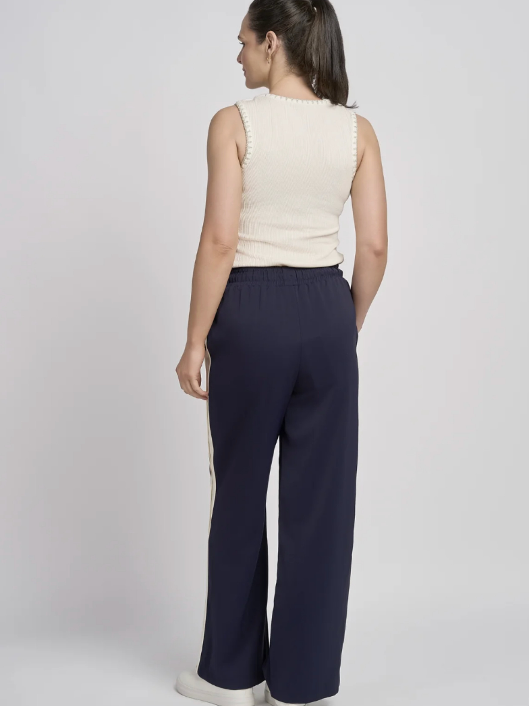 PINNS 643T Side Tape Wide Leg Trouser with contrast side tape, elasticated drawstring waist, side pockets and wide leg fit.