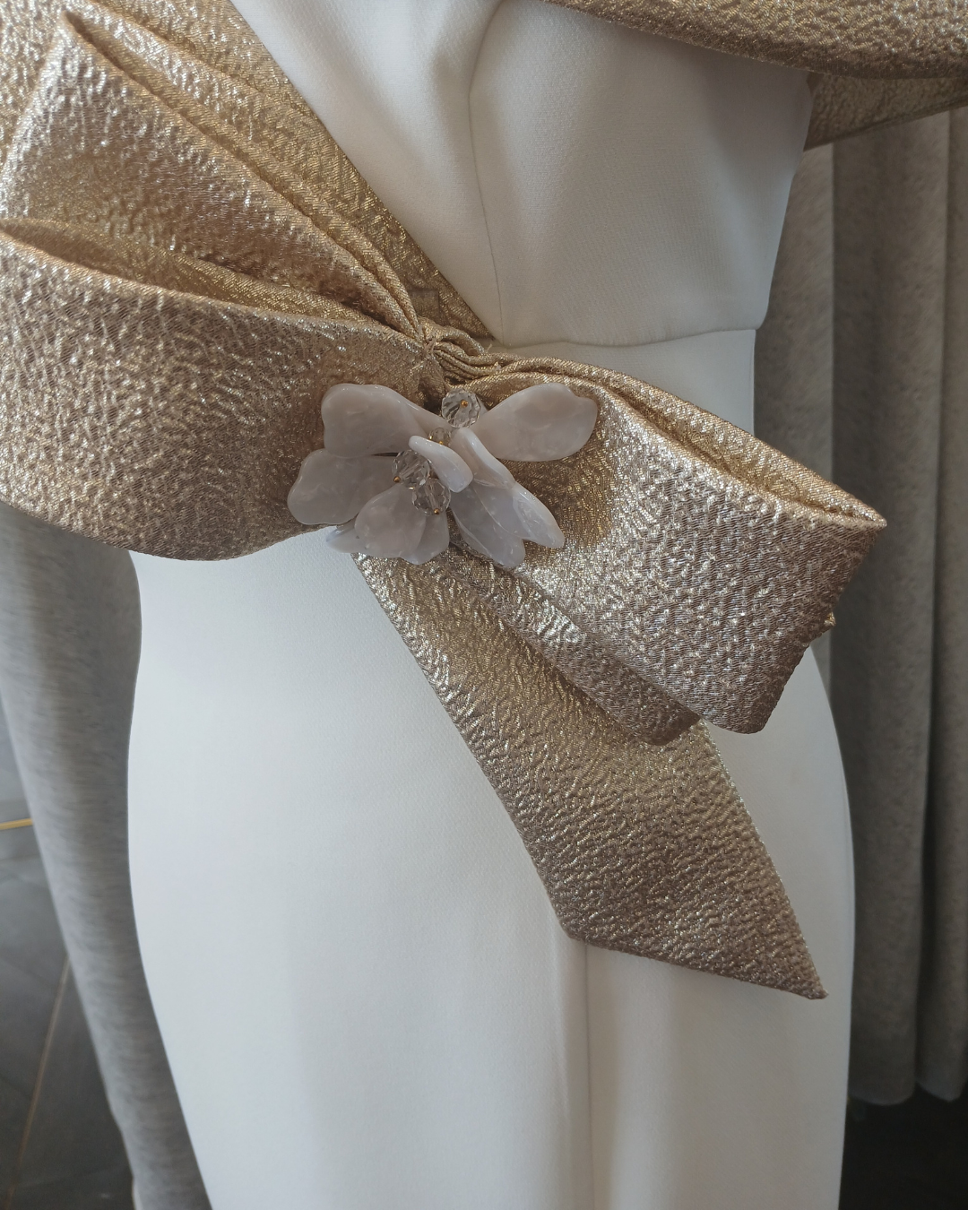 Gabriela Sanchez - 5564 crudo/oro