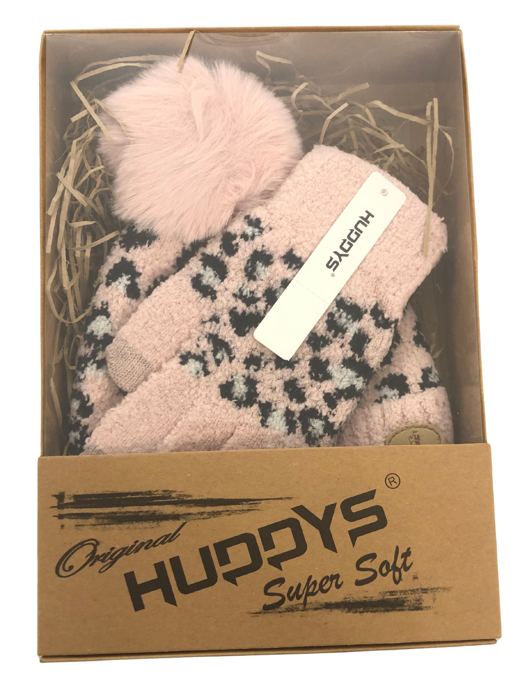 QBAW25 CW H00723 Pink Leopard Hat & Gloves Set – cosy winter gift set featuring a fluffy pink pom-pom hat and matching leopard-print gloves, perfect for stylish cold-weather outfits.