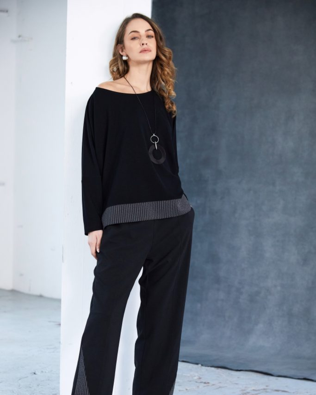 NAYA - NAW25 218 Top with Necklace