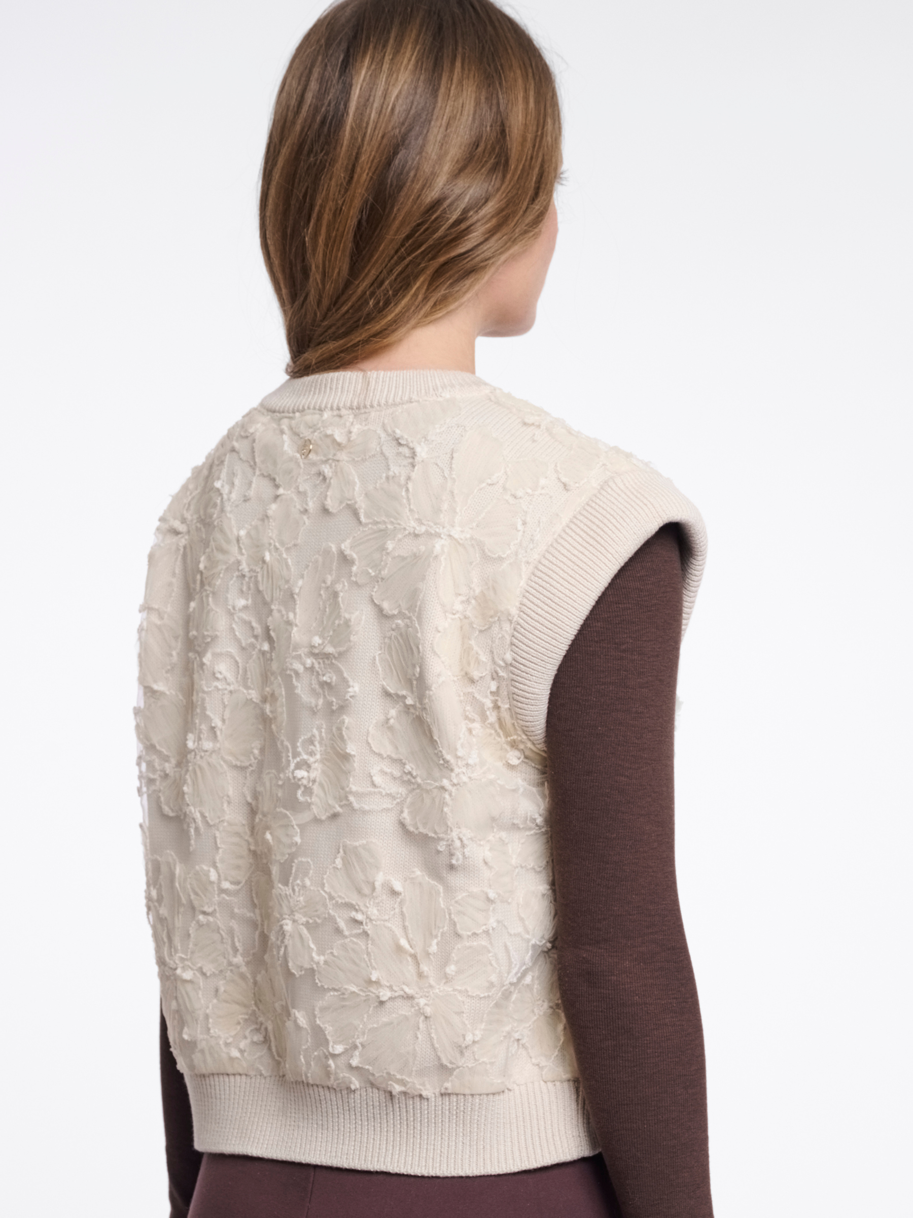 Rino & Pelle Ries Zip Closure Waistcoat textured floral waistcoat with zip closure and ribbed trims
