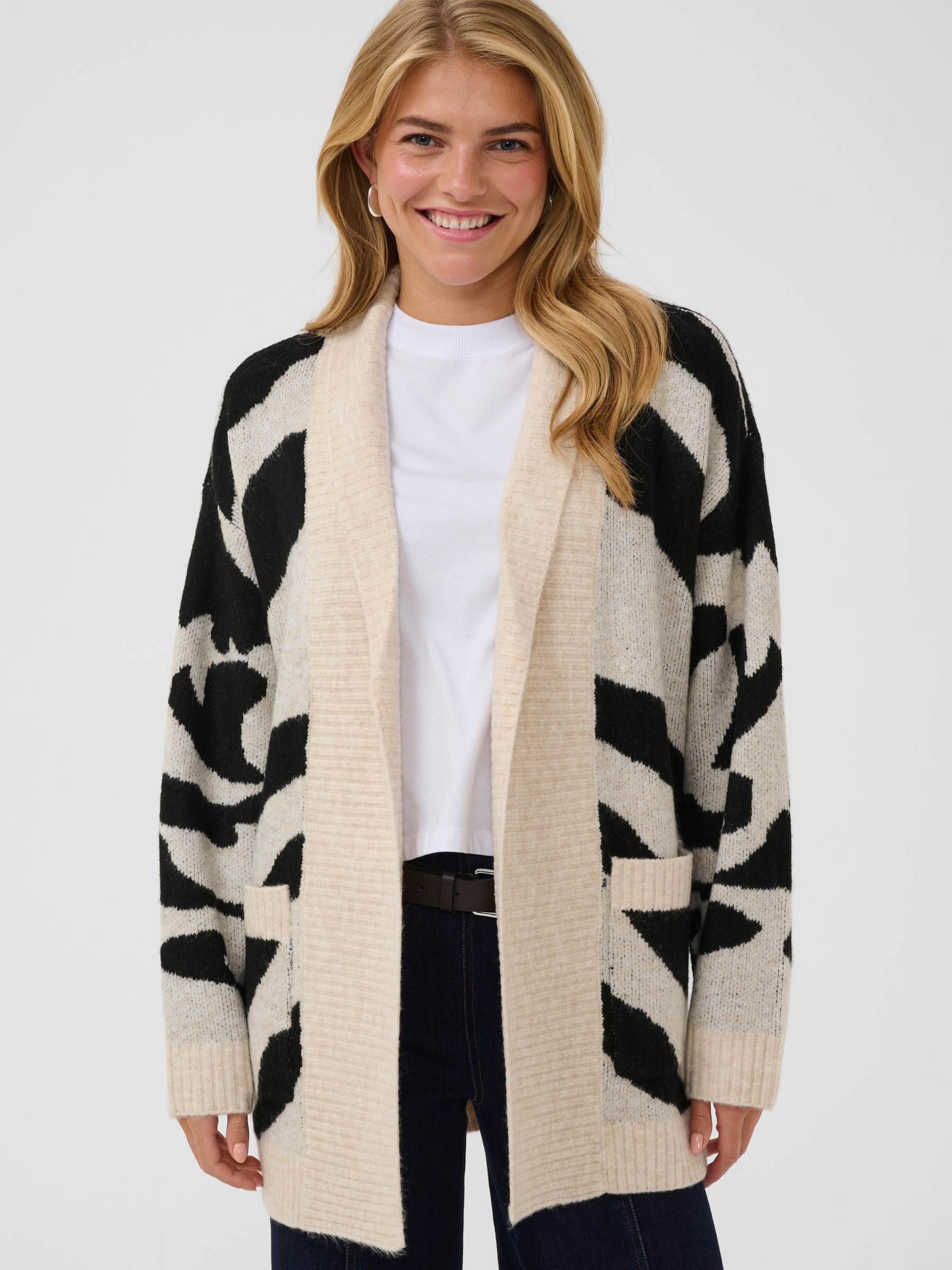 Saint Tropez Mallie Open Cardigan with abstract pattern, open front, long sleeves, patch pockets and loose fit