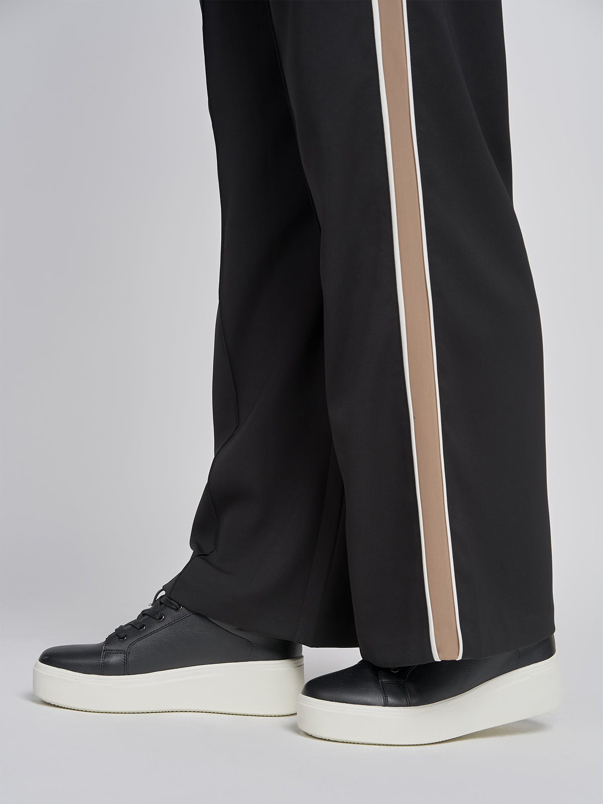 PINNS 643T Side Tape Wide Leg Trouser