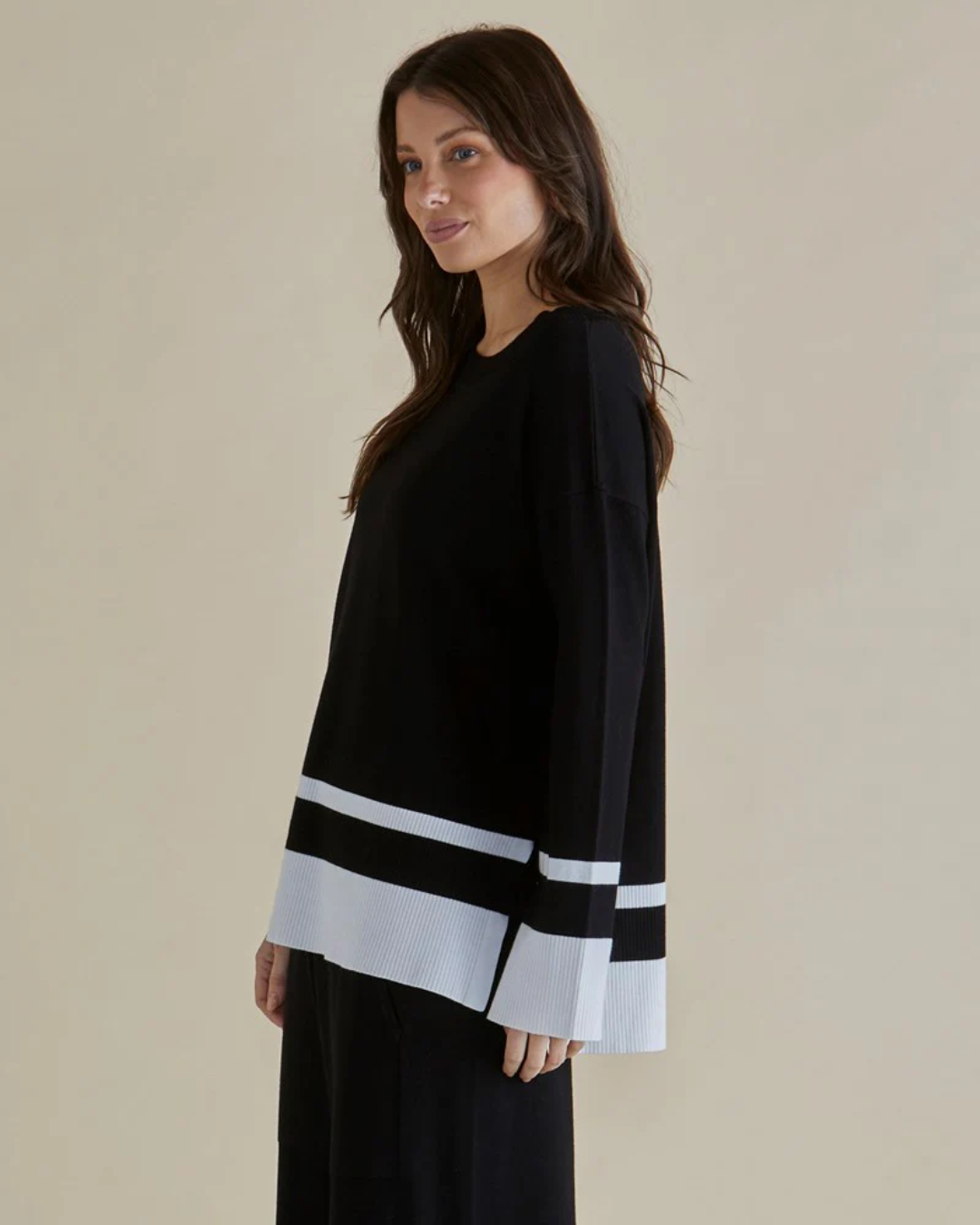 Betty Basics Eleanor Black Two Tone Relaxed Fit Jumper