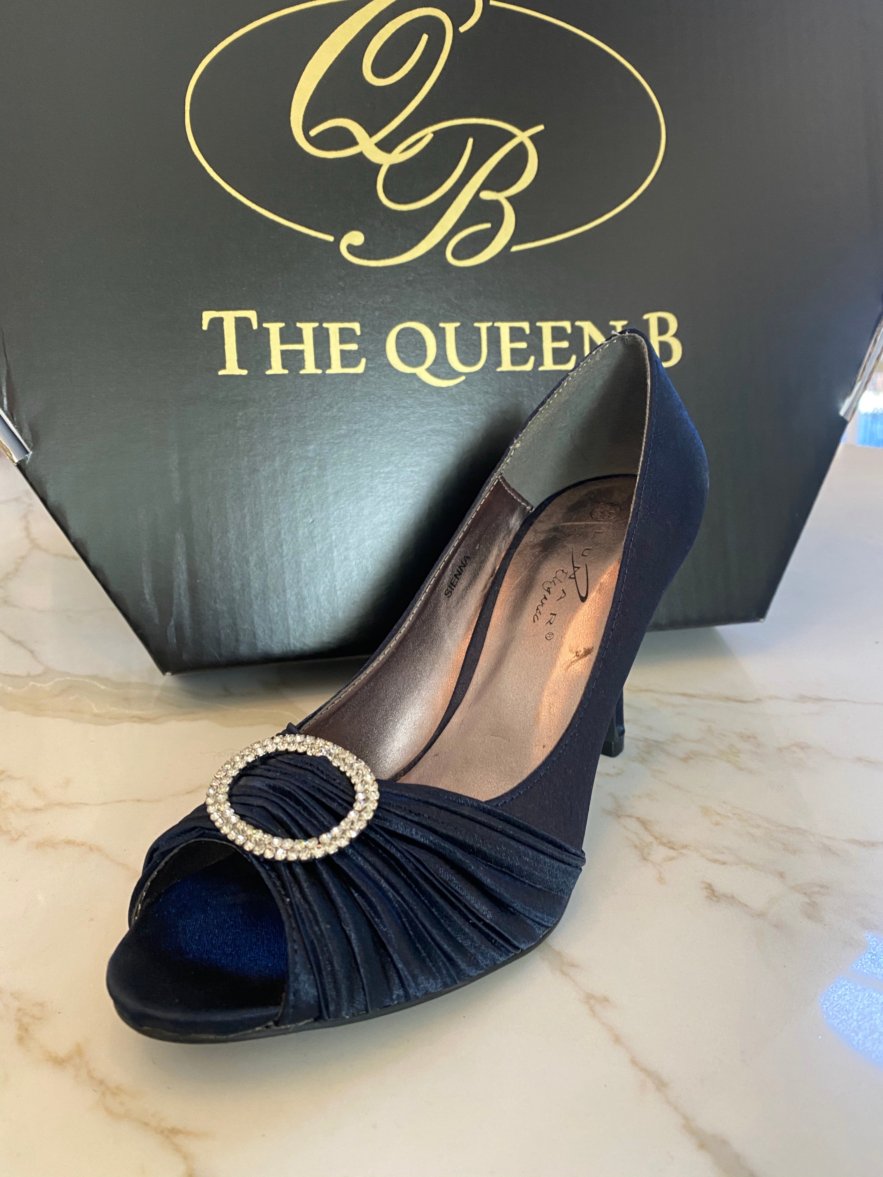 ‼️ 1 left ‼️ Size 3 - LUNAR - FLV132BL - SIENNA - NAVY BLUE