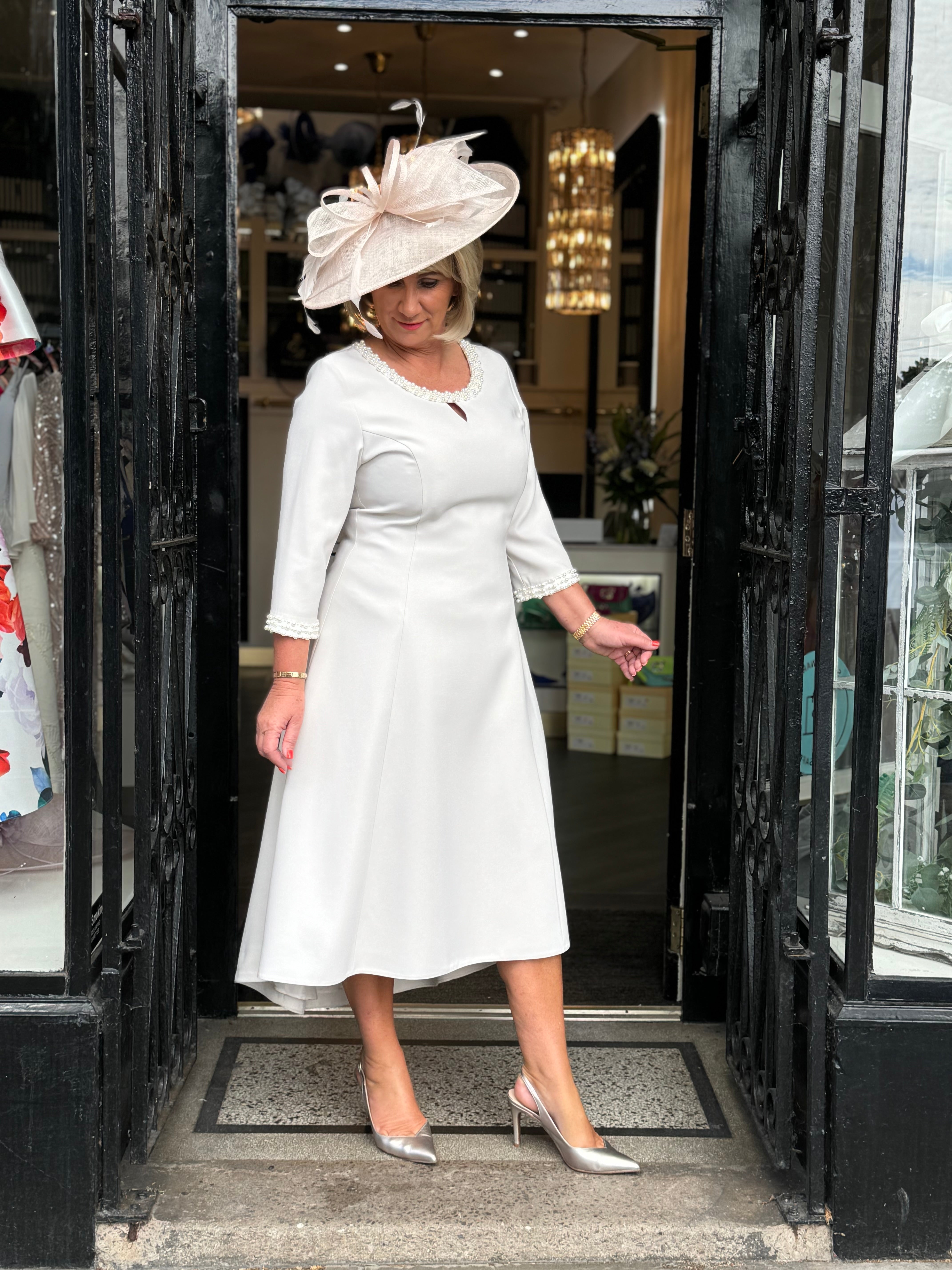 Size 8 Lizabella - 23SS - 2583 - 40 STONE