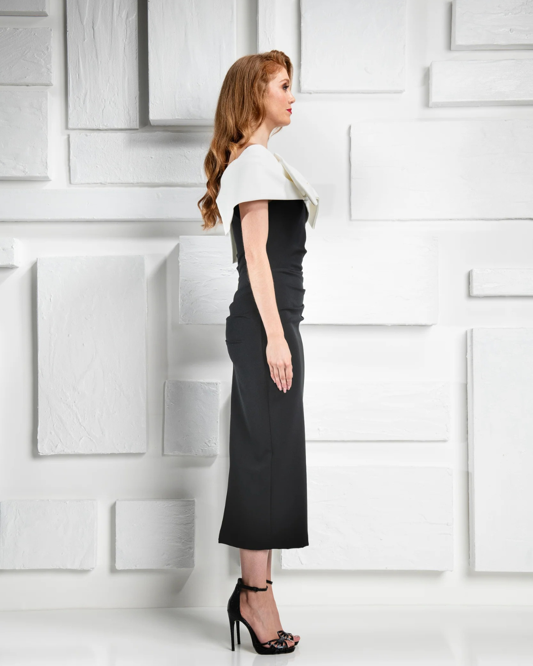 ‼️ 1 left ‼️ Size 12/14 - Kevan Jon - Bow Bow Knee - Black/Ivory