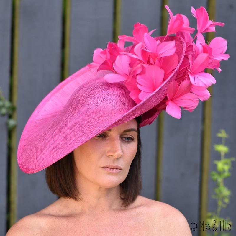 NEW - Max & Ellie - JD1 - Hatinator