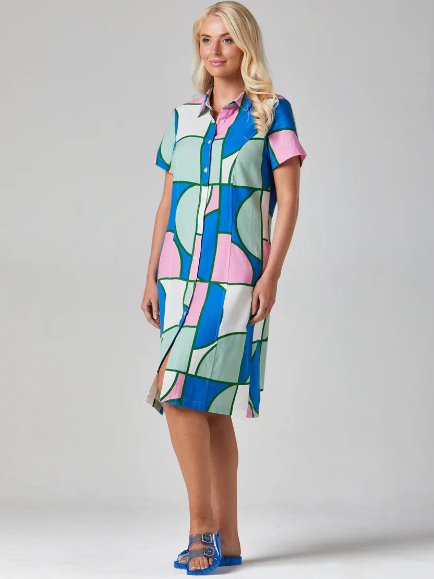 Alice Collins 036S442 Rosa Shirt Dress with abstract print, button front and short sleeves.