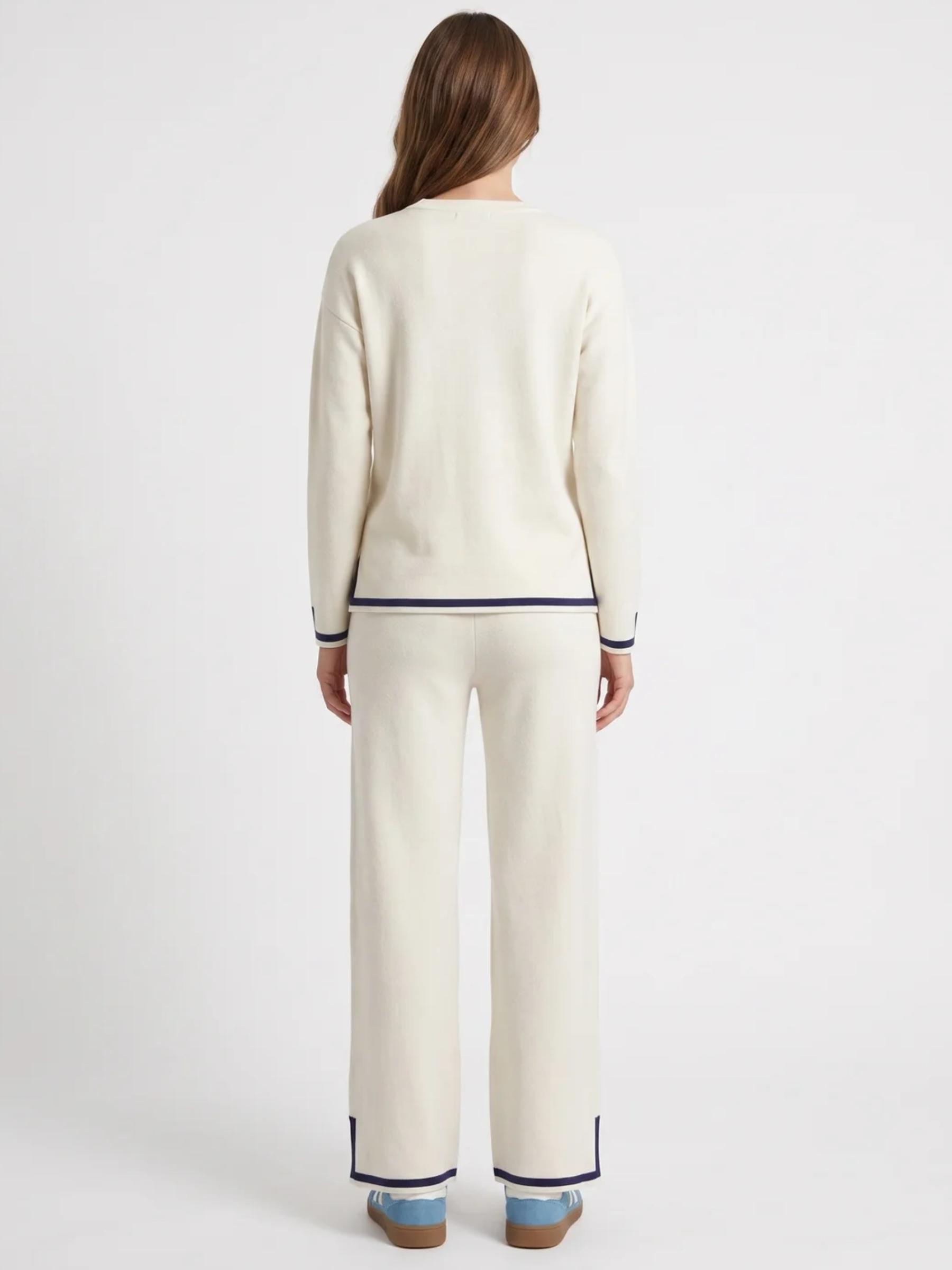 Alice Collins 037A168 Candy Trousers with wide-leg fit, pull-on waist, contrast trim and side split detail