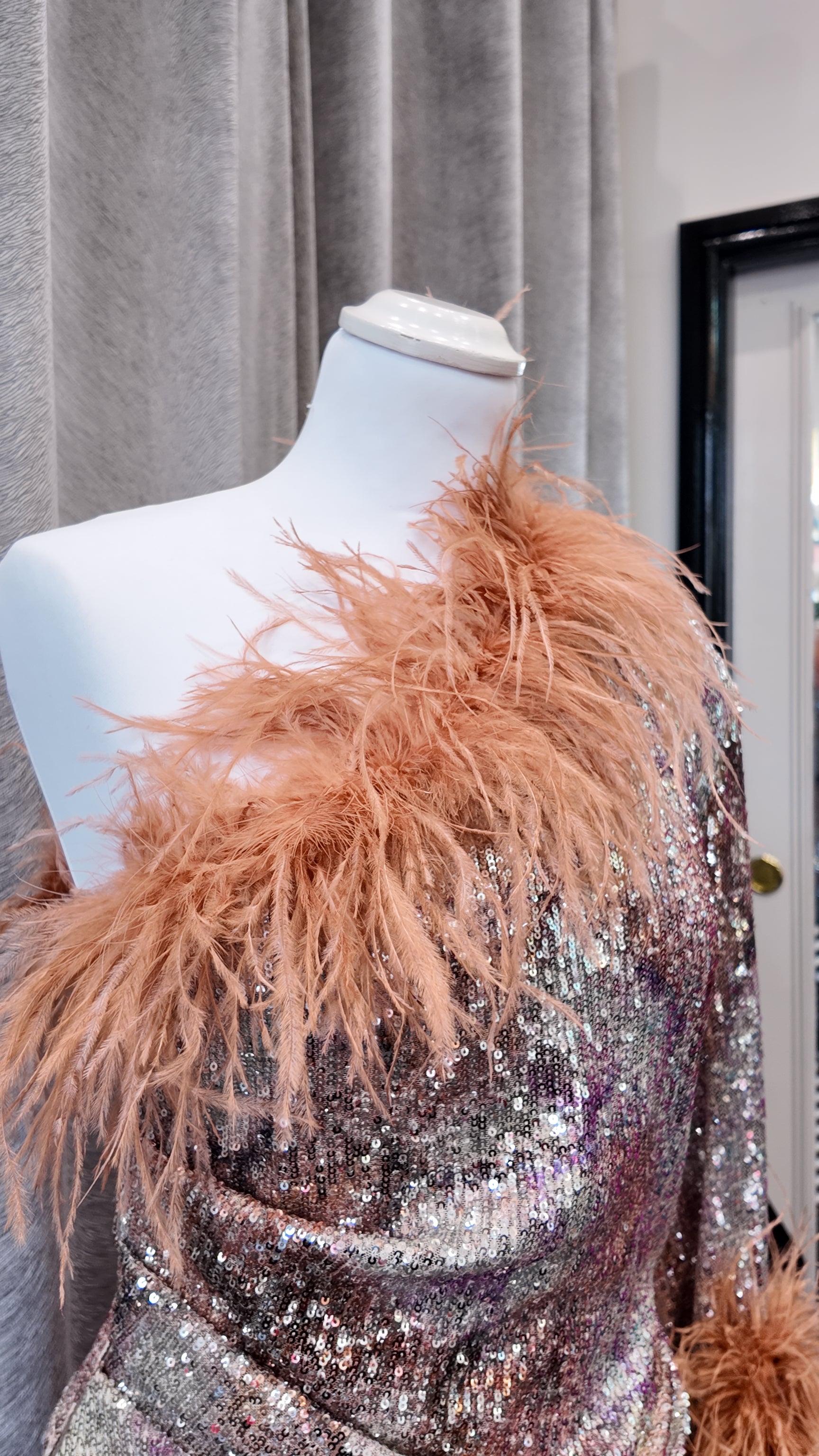 Size 14/16 Kevan Jon - CAMILLE KNEE  - CORAL