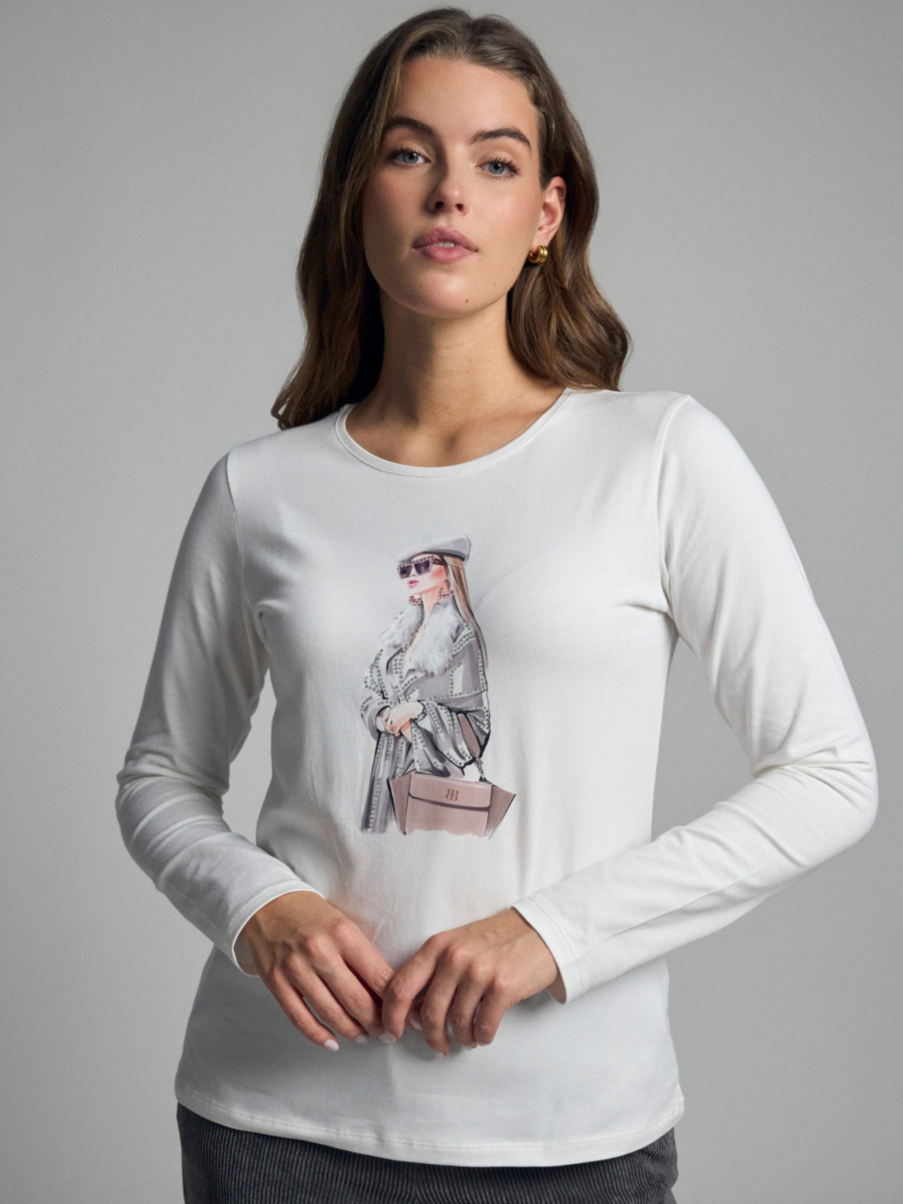 Bariloche Jonia T-Shirt with round neckline, long sleeves and fashion-inspired front graphic