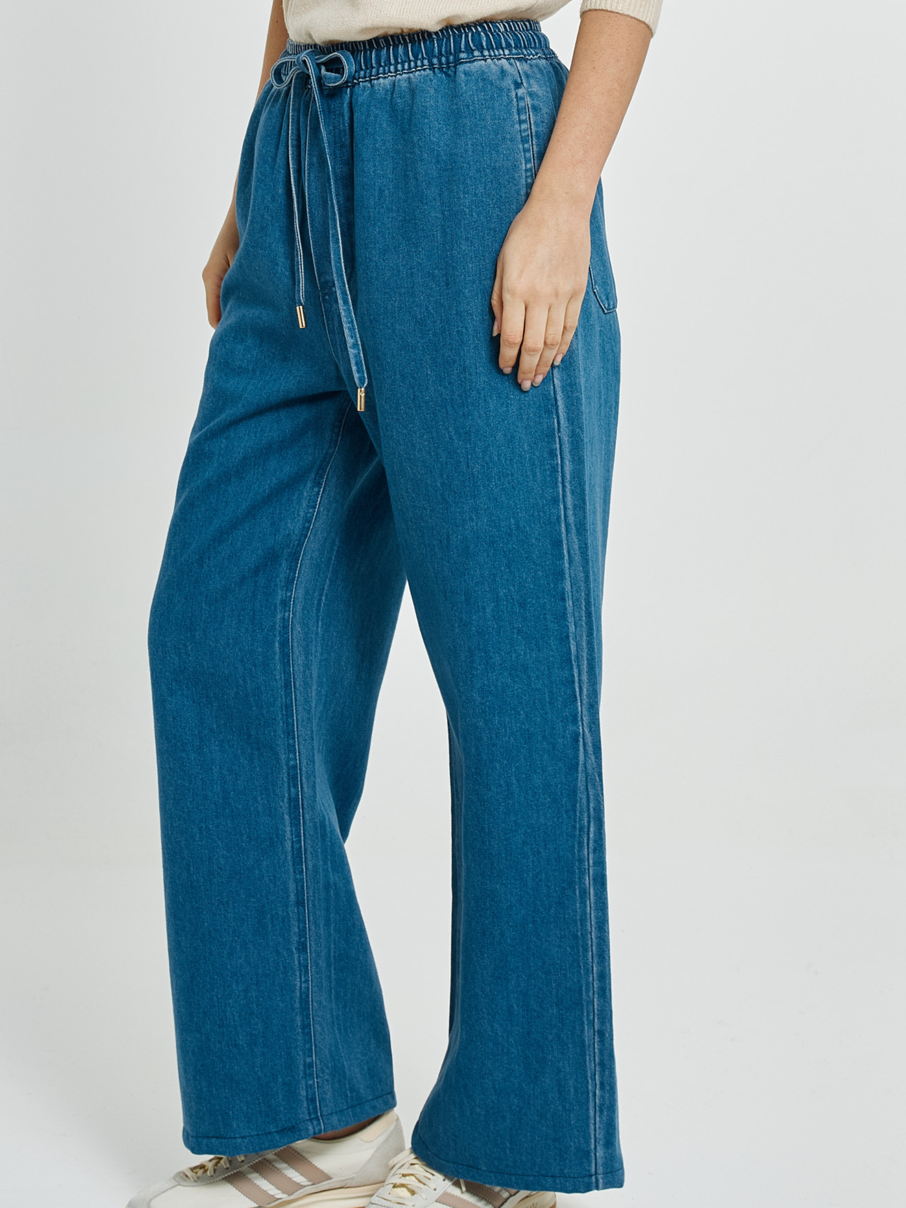 Betty Vespa Denim Jogger with elasticated drawstring waistband, side pockets and wide leg silhouette