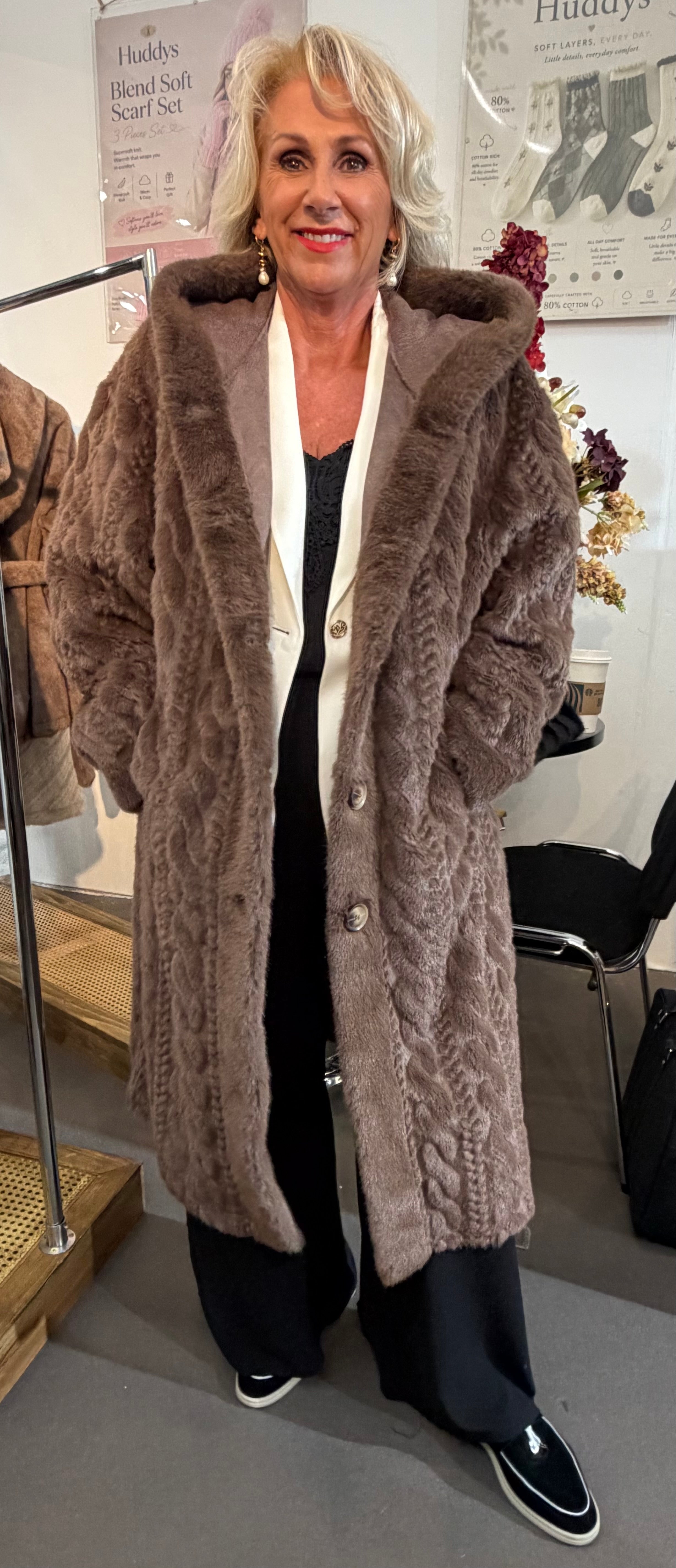 C802H Hooded Cable Fluffy Coat