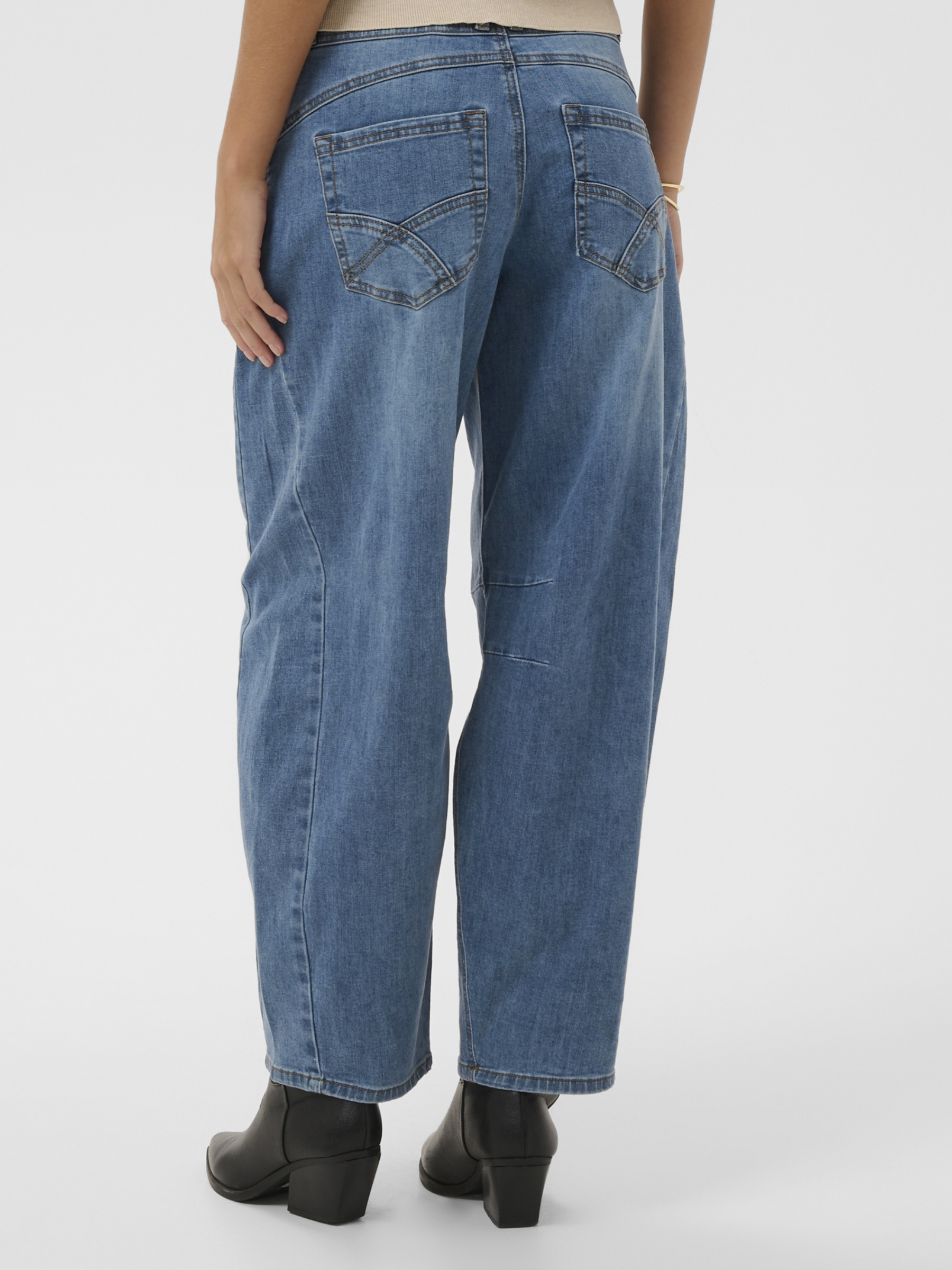 Cream Bahren Ankle Balloon Jeans relaxed baggy fit denim with low crotch and ankle length