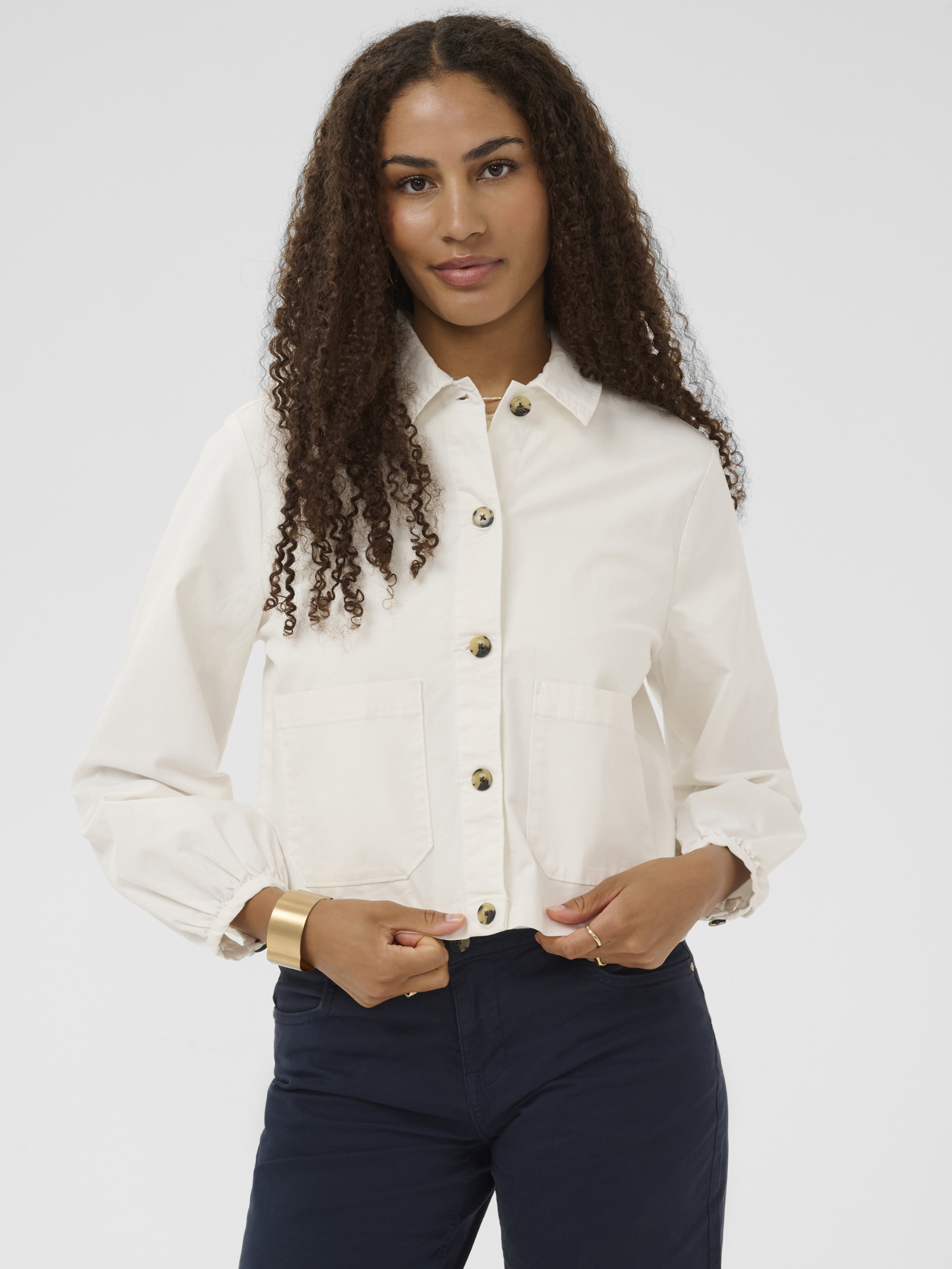 Cream Berta Twill Jacket women’s button-through cotton twill jacket with collar and front patch pockets.