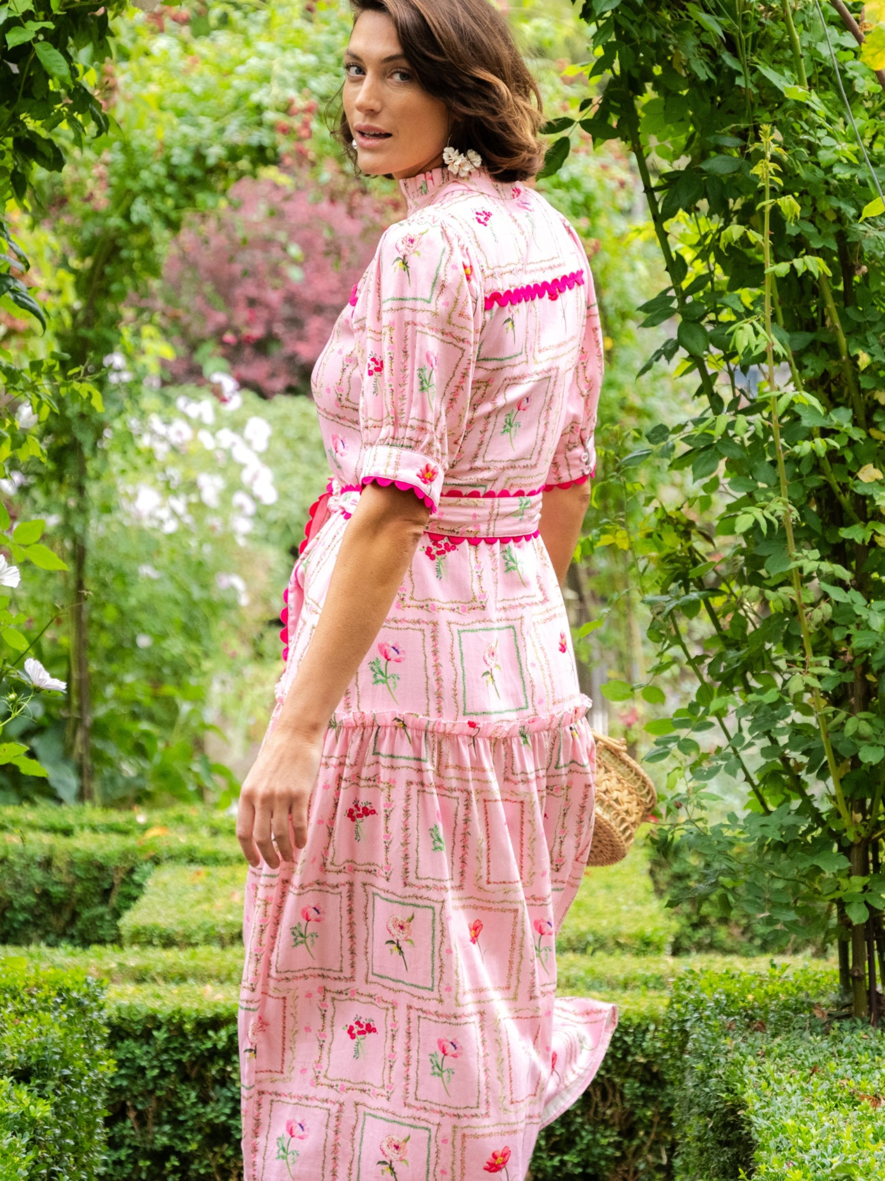 Hope & Ivy Fern Pink Floral Dress with button front, tie waist and tiered midi skirt.
