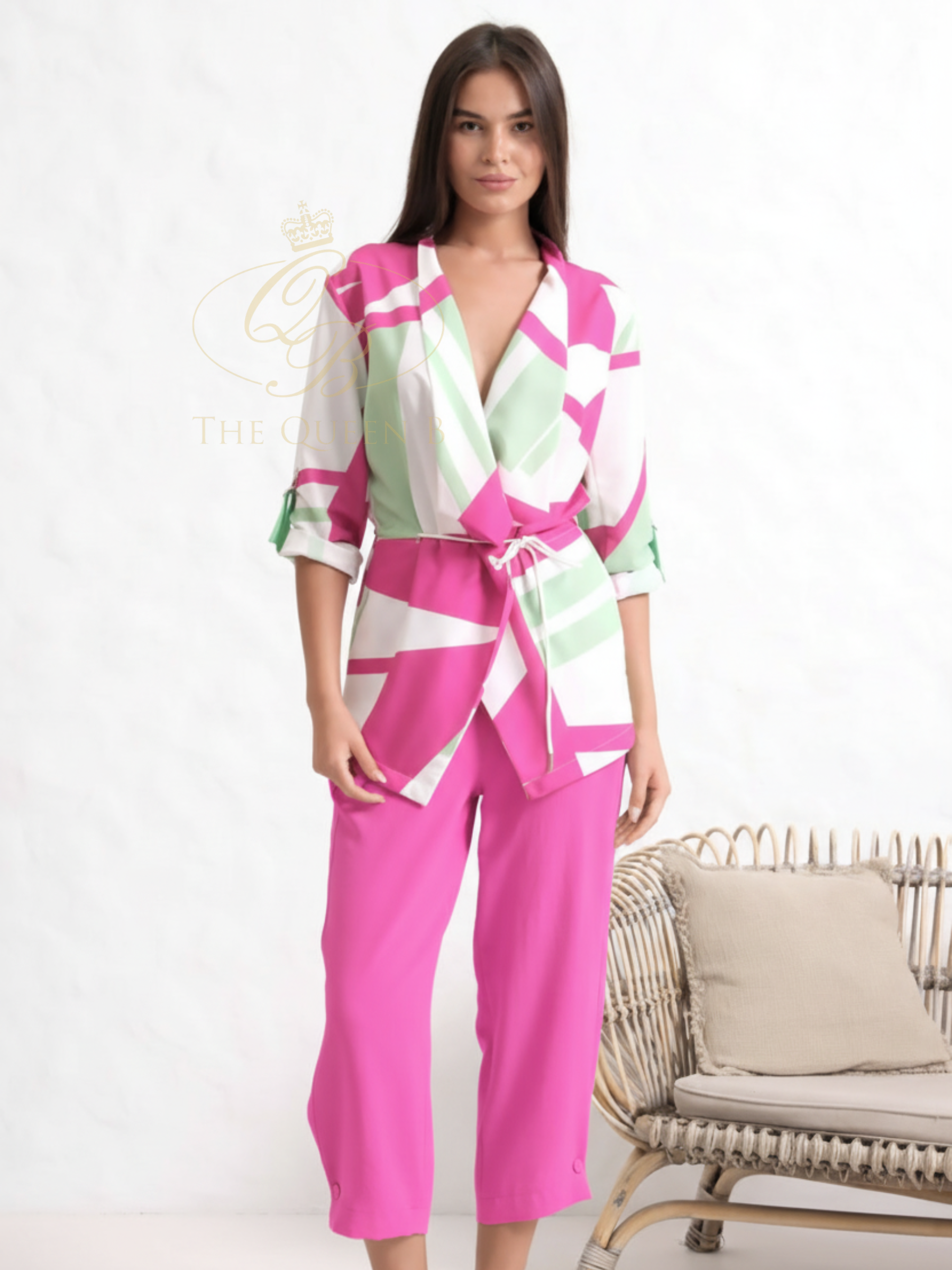 Inco 5177 Elasticated Trousers with elasticated waistband and cropped length.