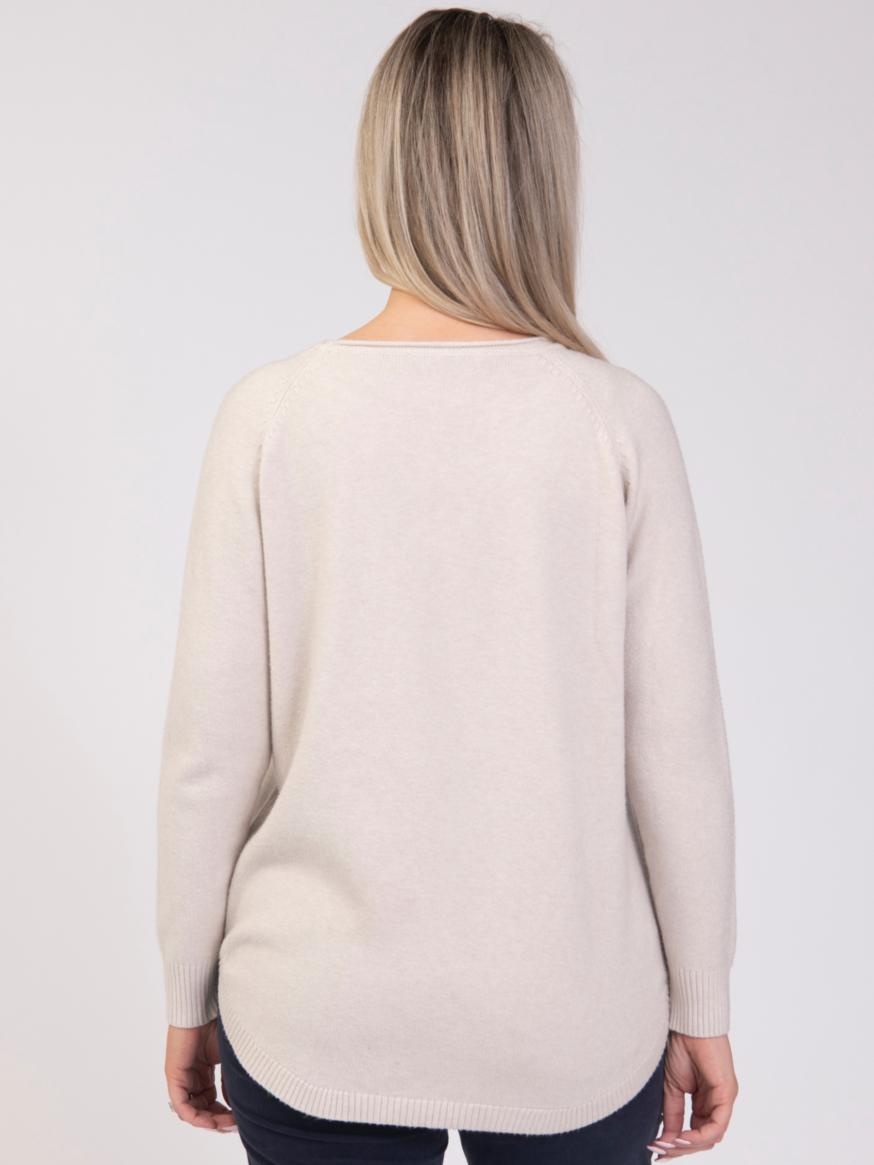 Jessica Graaf 32164 Pearl Embellished Plain Jumper with round neckline, bow detail and long sleeves