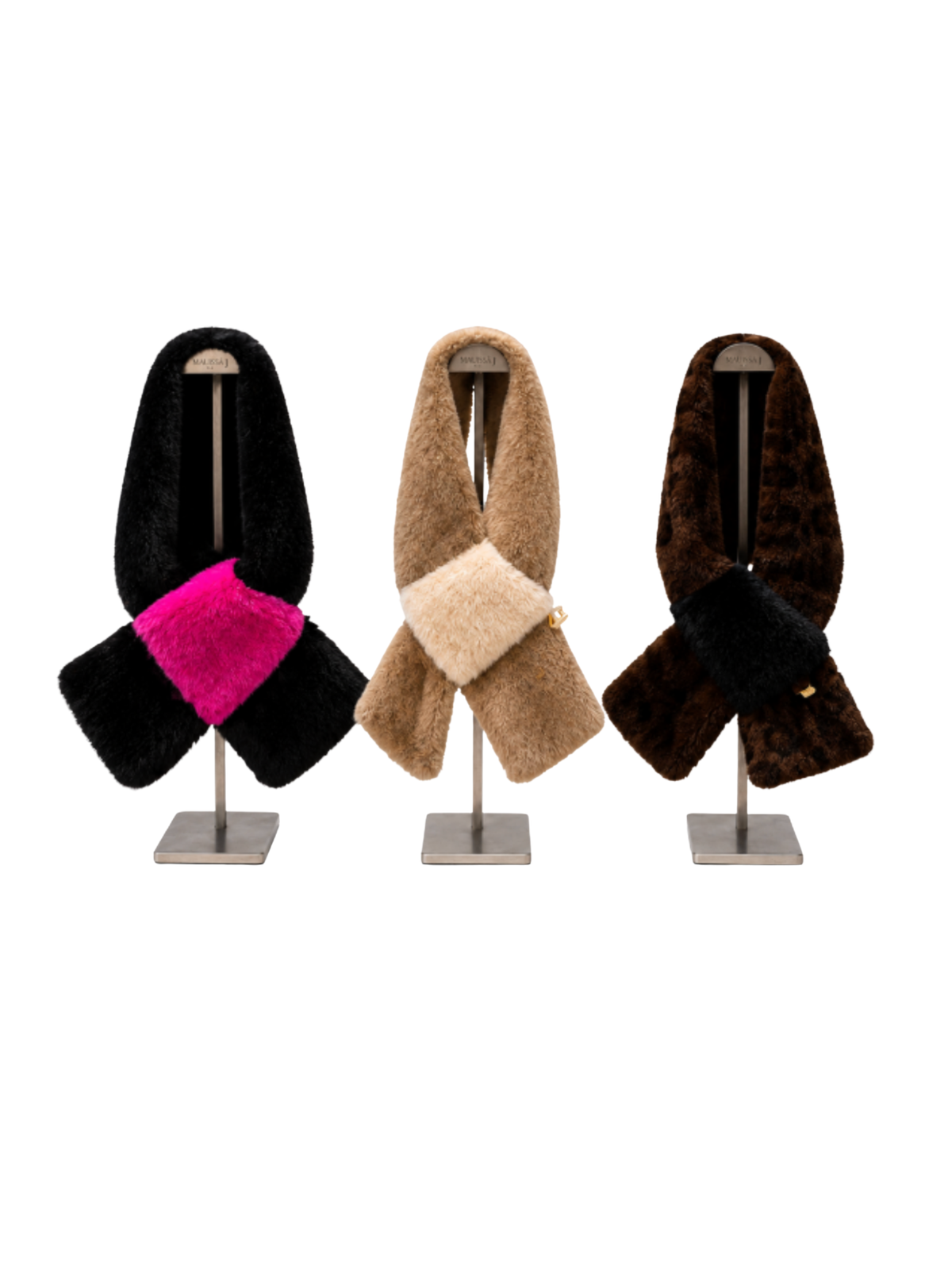 Malissa J GC22233 Faux Fur Loop Through Collar with a soft faux fur finish and loop through fastening detail.