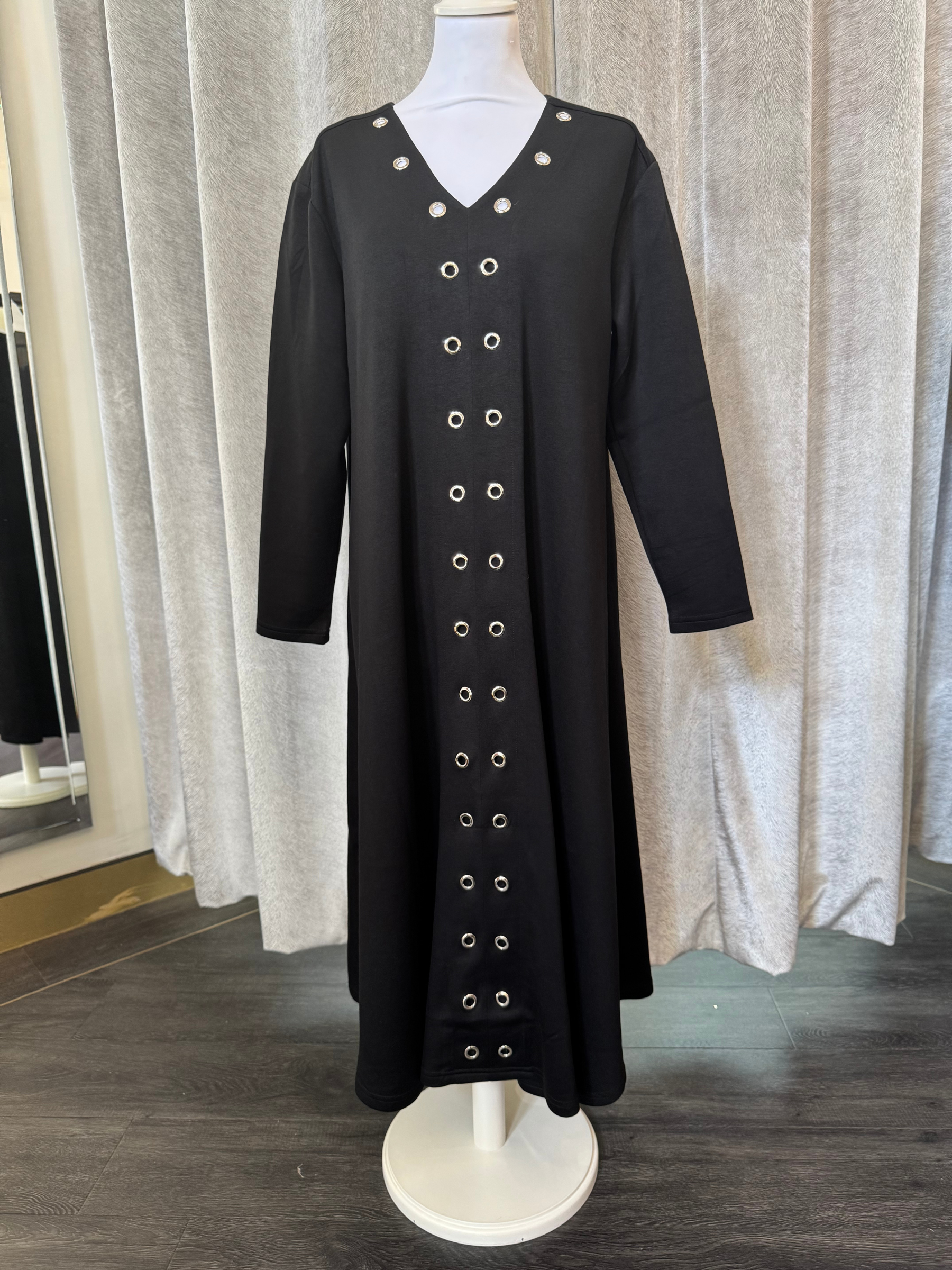 Malissa J WF2549 black V-neck long-sleeve dress with eyelet front-women’s jersey midi dress for day-to-night outfits.
