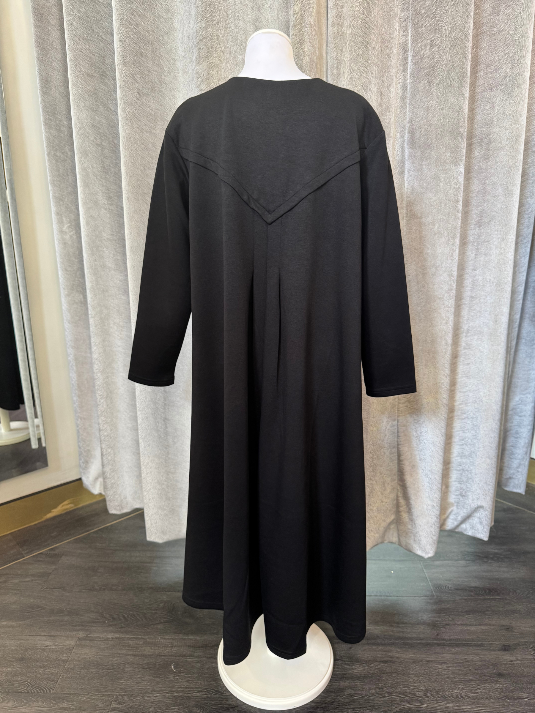 Malissa J WF2549 black V-neck long-sleeve dress with eyelet front-women’s jersey midi dress for day-to-night outfits.