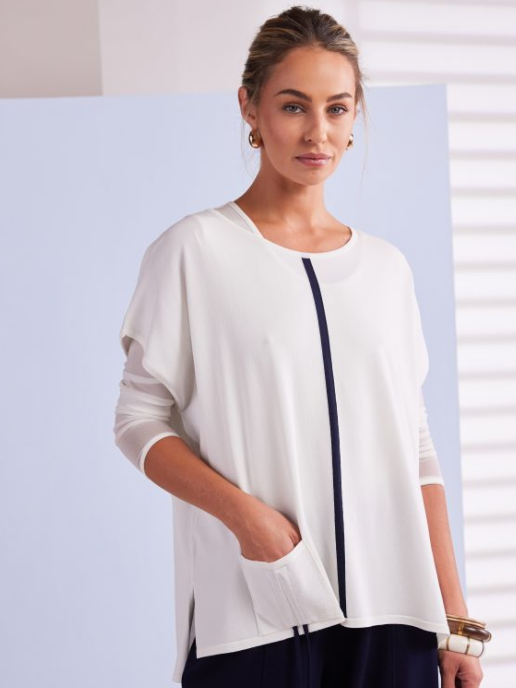 Naya NPA26 231 Square Shape Knit with round neckline, long sleeves, front stripe detail and pocket
