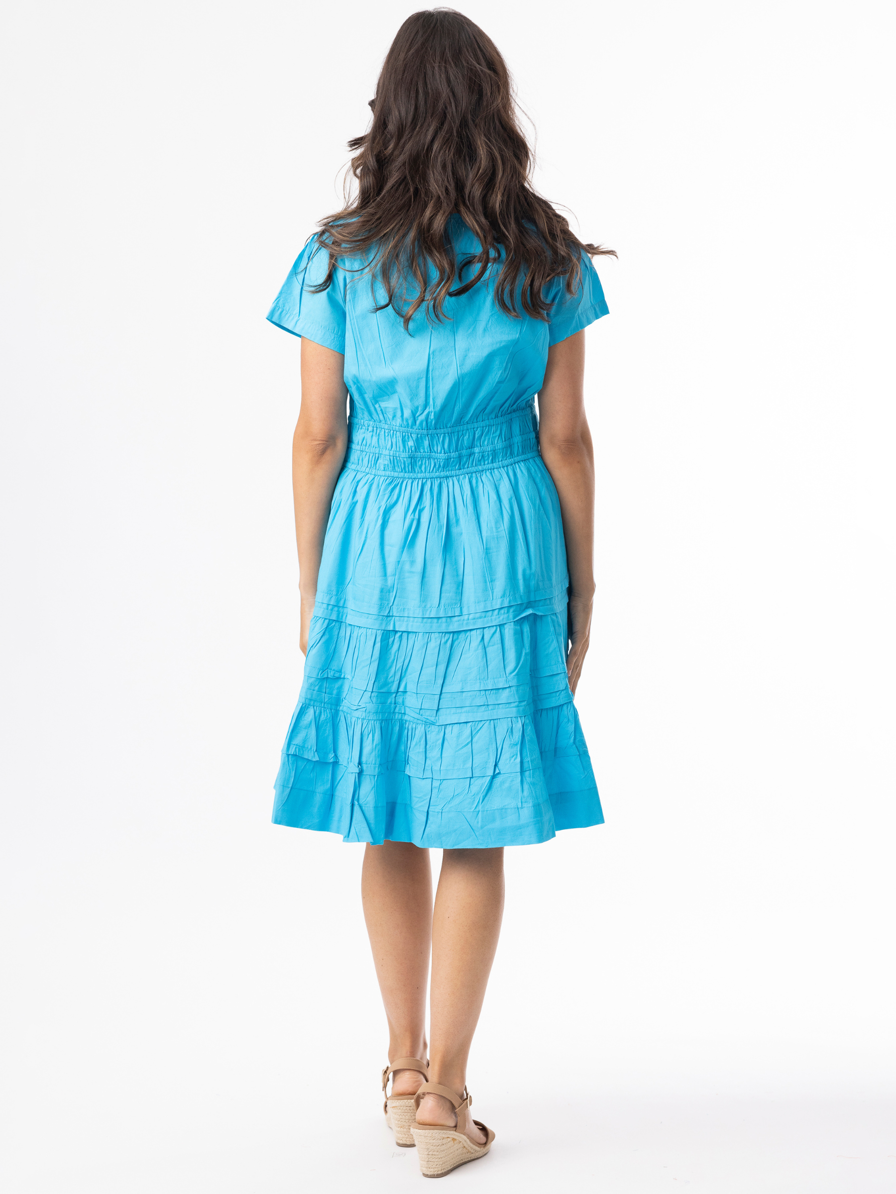 Orientique 40244 Poplin Essentials Short Dress women’s short fit and flare dress with elasticated waist, short sleeves and tiered skirt detail.