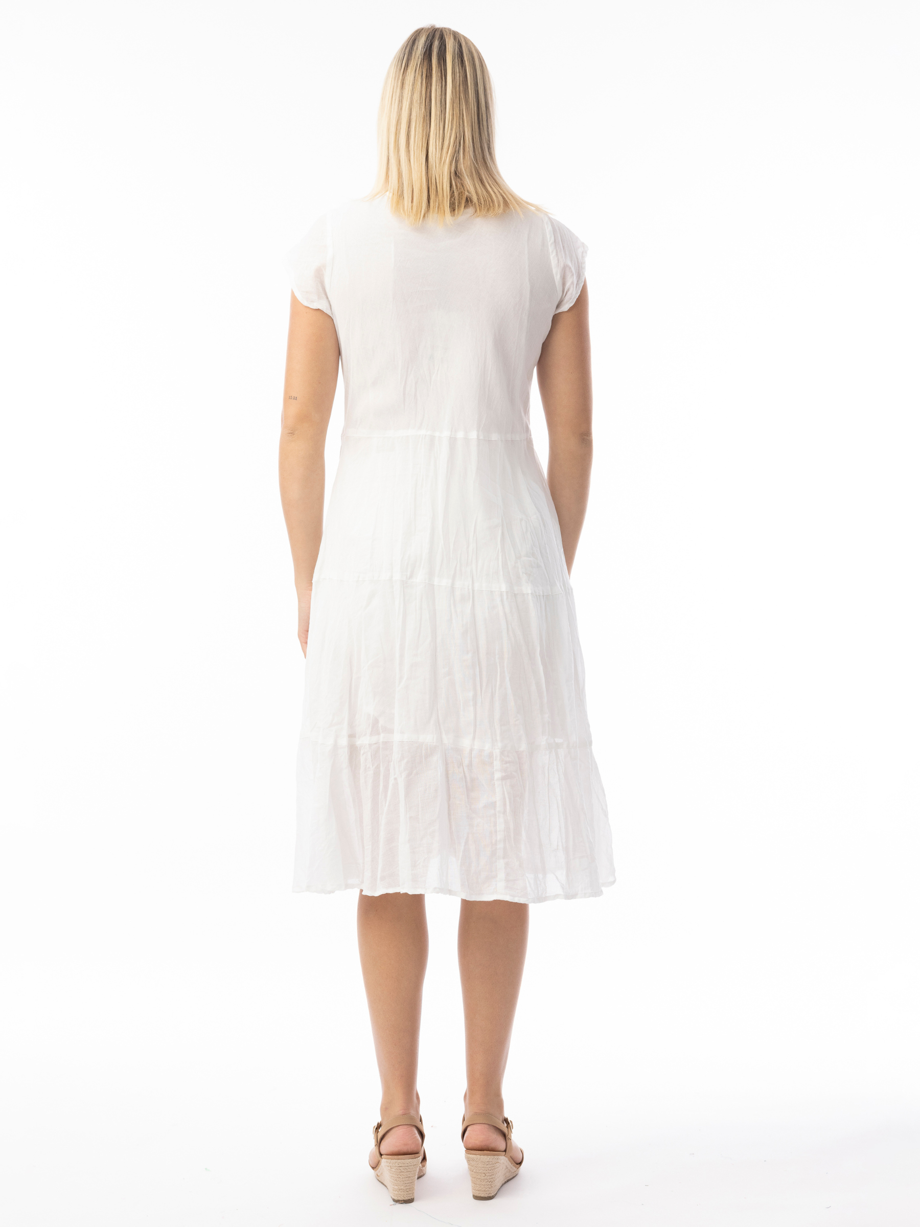 Orientique 51905 Gauze Essentials Dress relaxed-fit midi dress with short sleeves, round neckline and tiered flowing skirt.