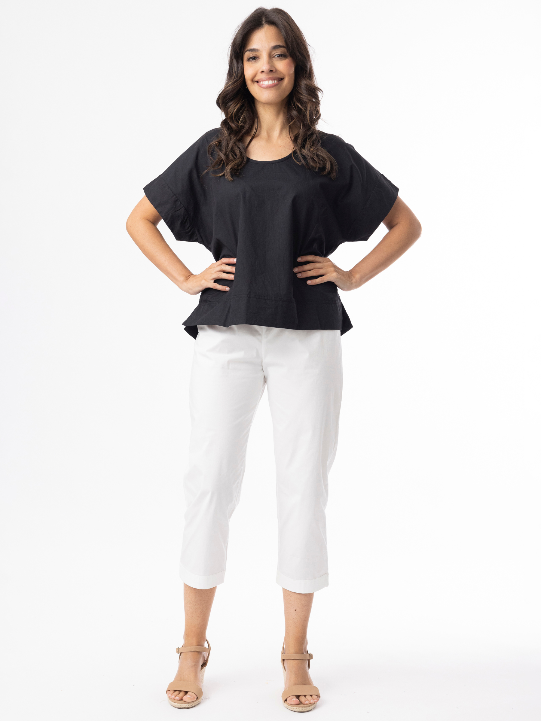 Orientique 5620 Bangalene Capri Pants women’s slim-leg cropped capri trousers with pull-on waistband and streamlined fit.