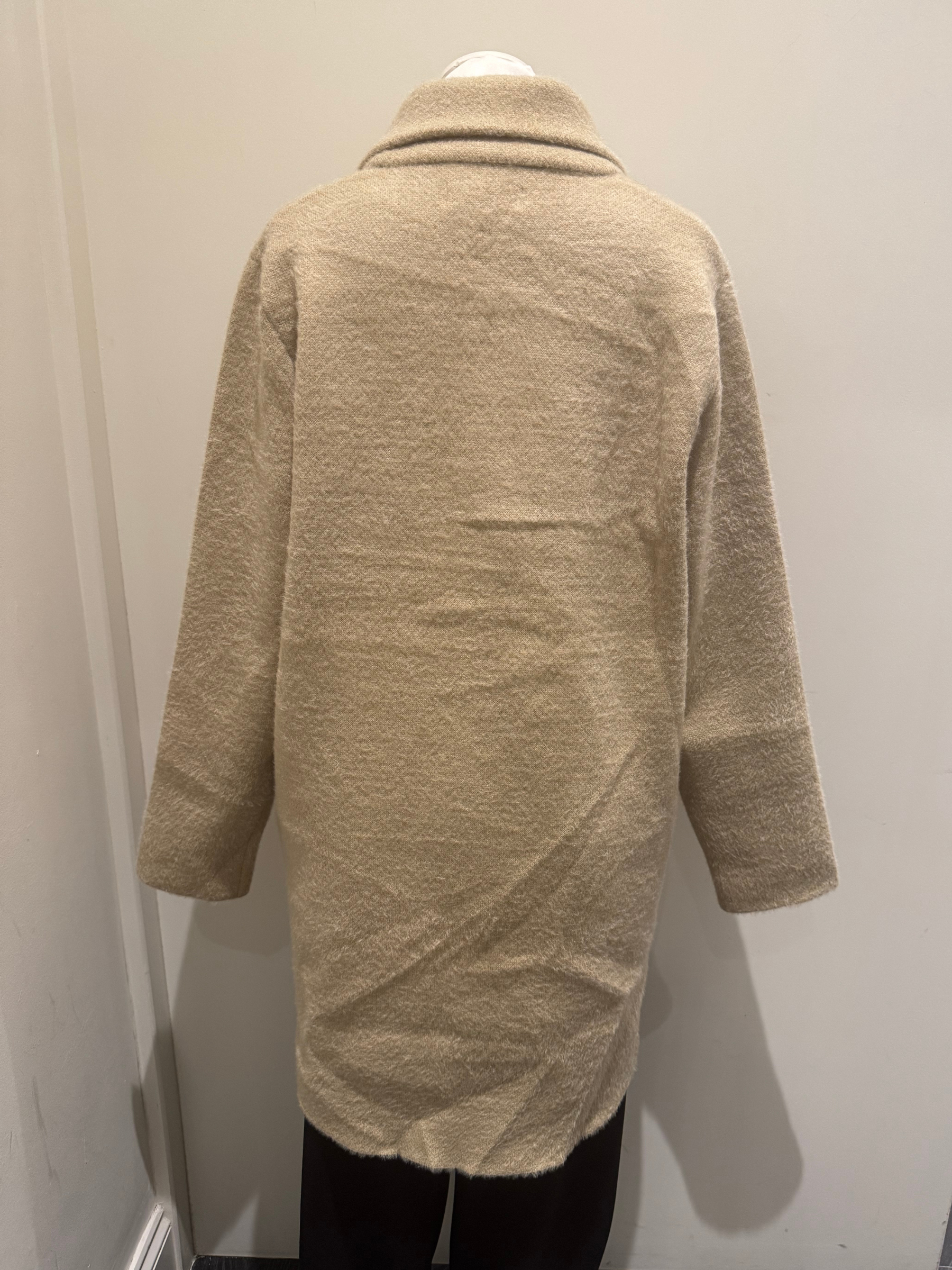 PARAMOUR - BUTTON COAT 8077