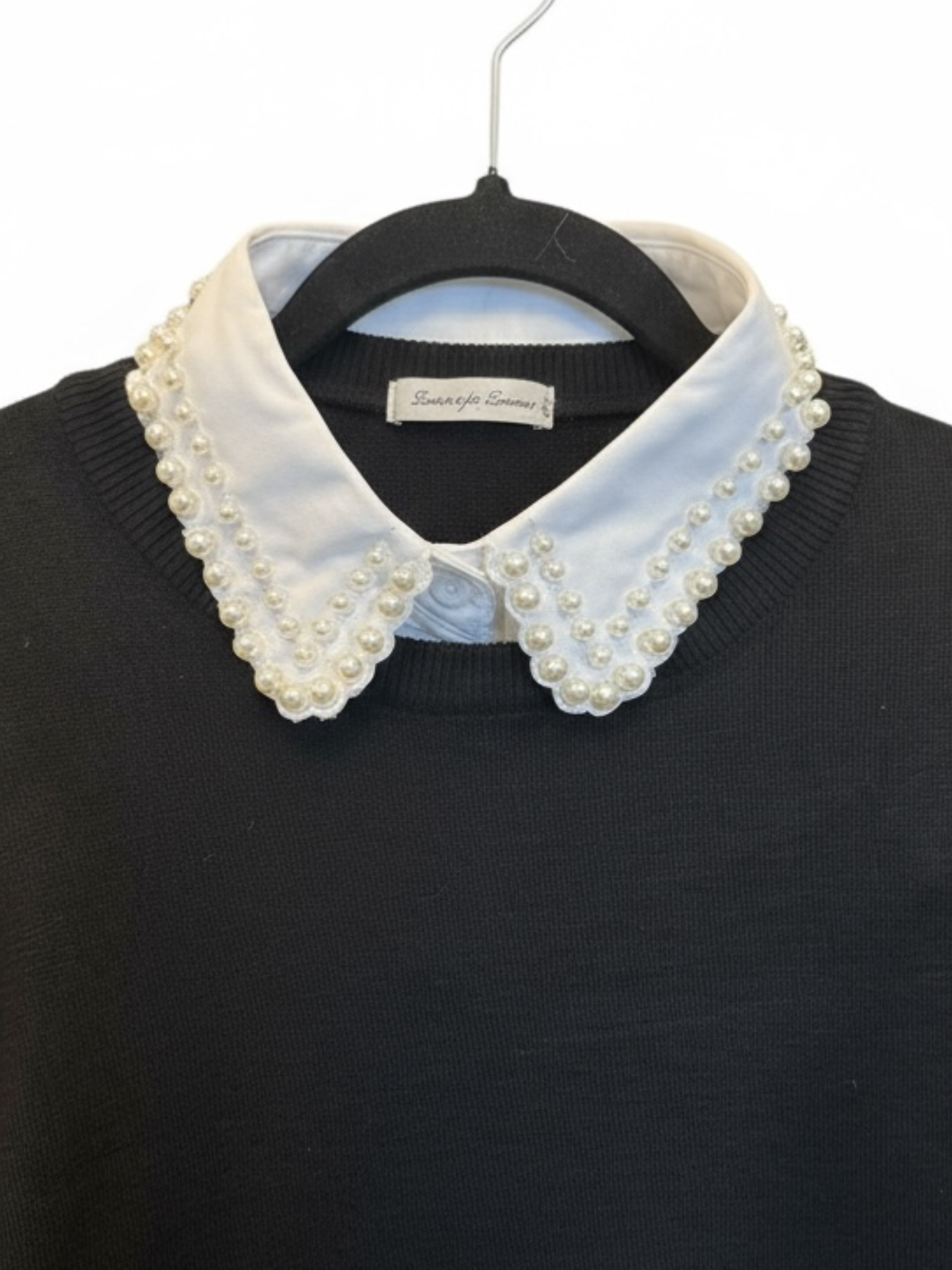 PCHA 7715 White Fake Collar with Ivory Pearl Detail featuring classic button-down design, adjustable side straps and elegant pearl embellishment.