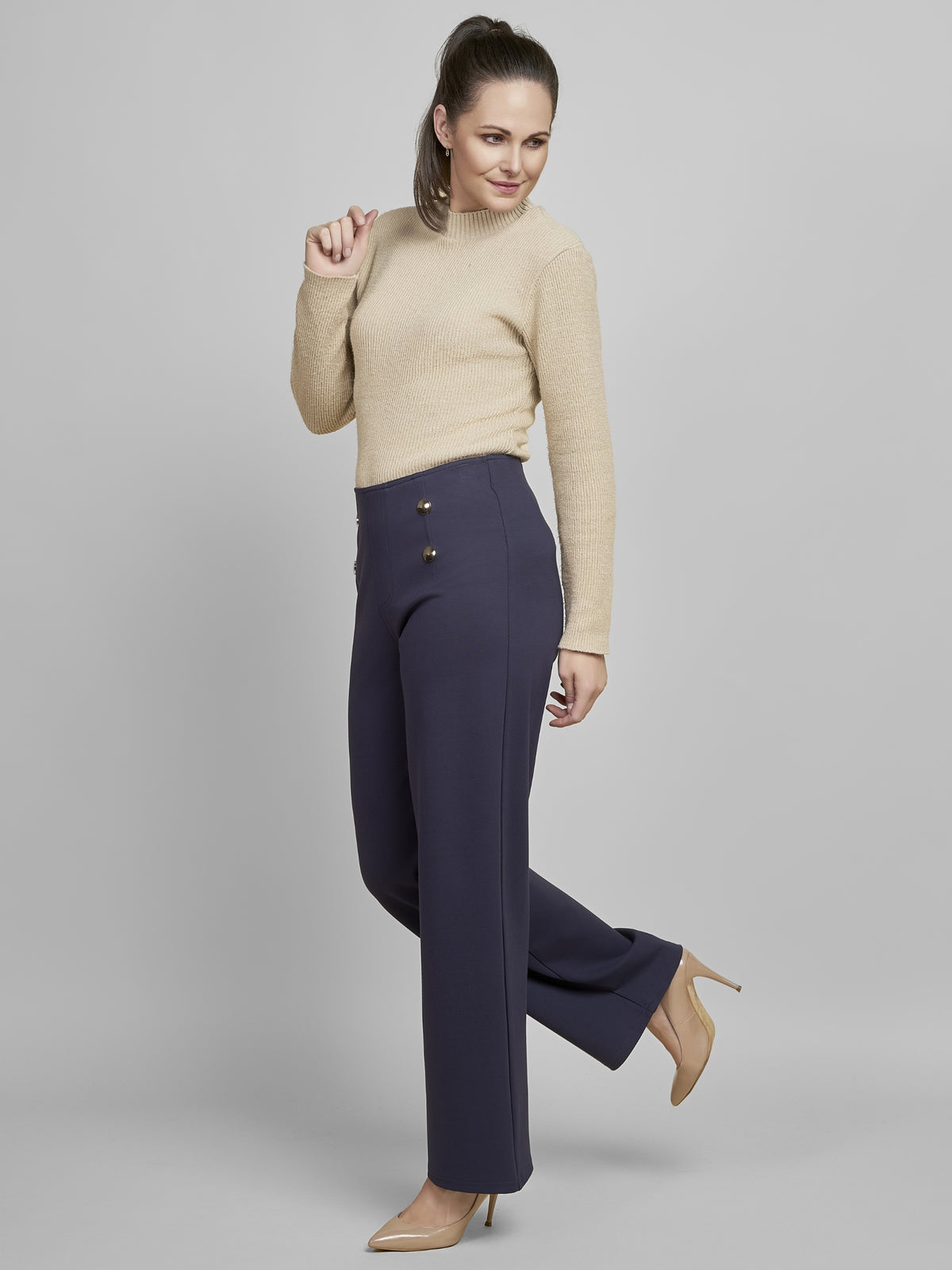 PINNS 610T Wide Leg Trousers with high-rise waist, decorative front buttons and full-length wide leg silhouette.